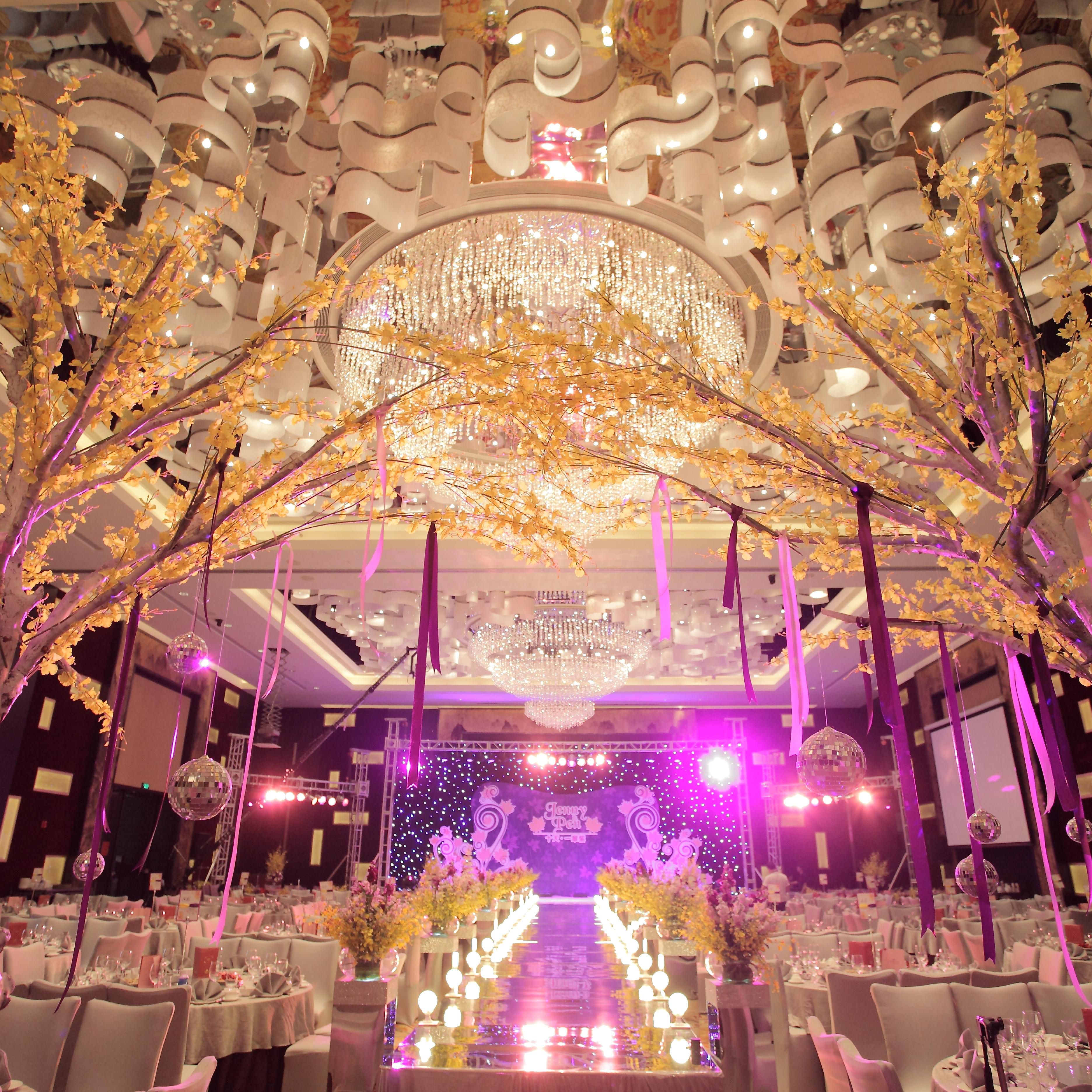 Crowne Ballroom for Wedding