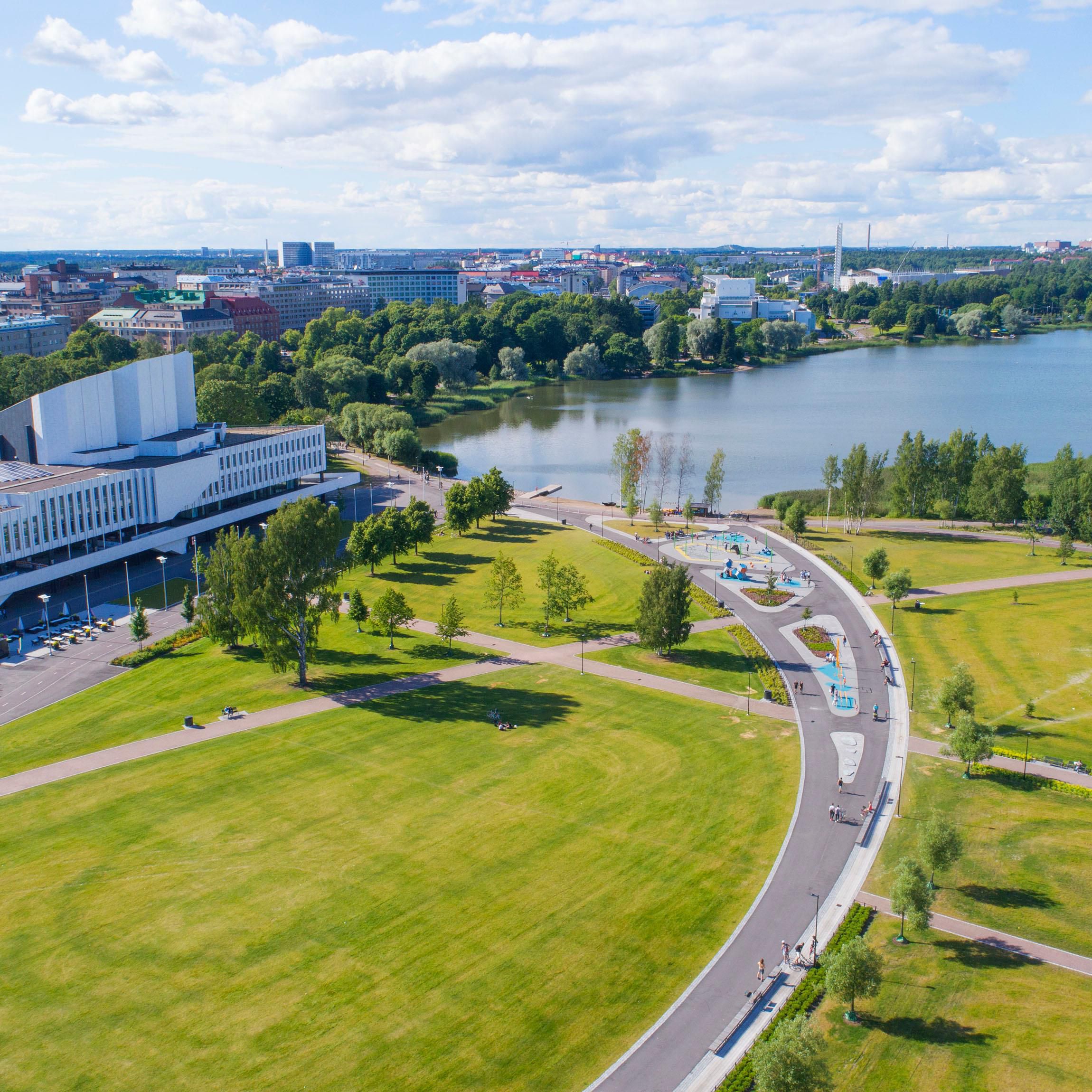 View over Toolonlahti_Bay and Finlandia hall