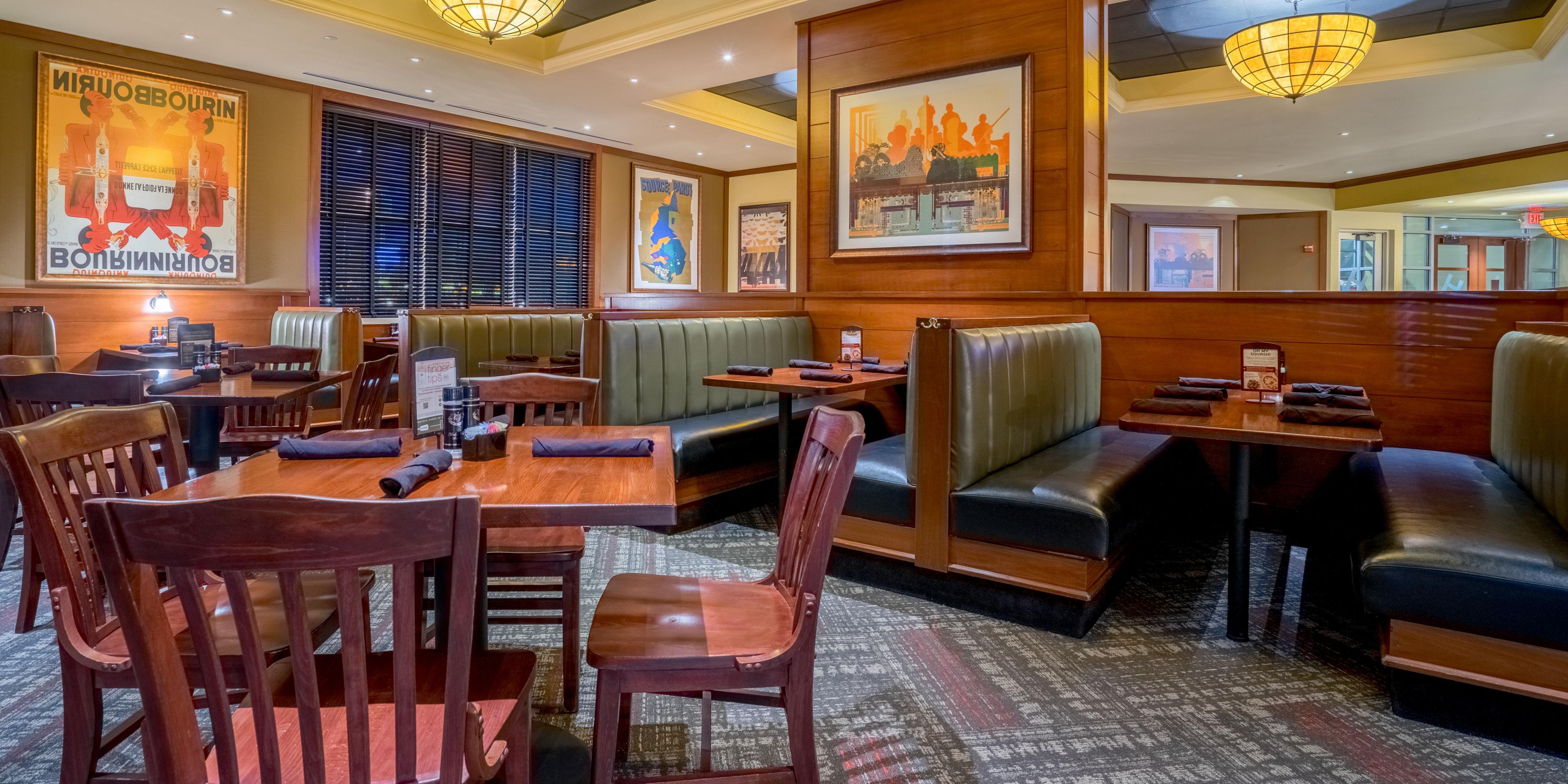 Restaurants Near Herndon Crowne Plaza