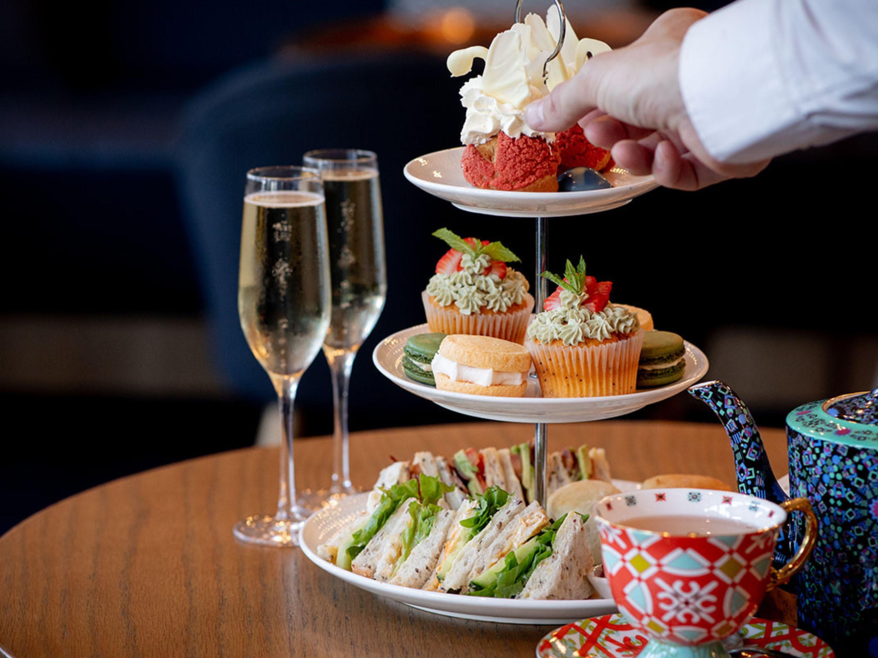 Sparkling High Tea in the Sky