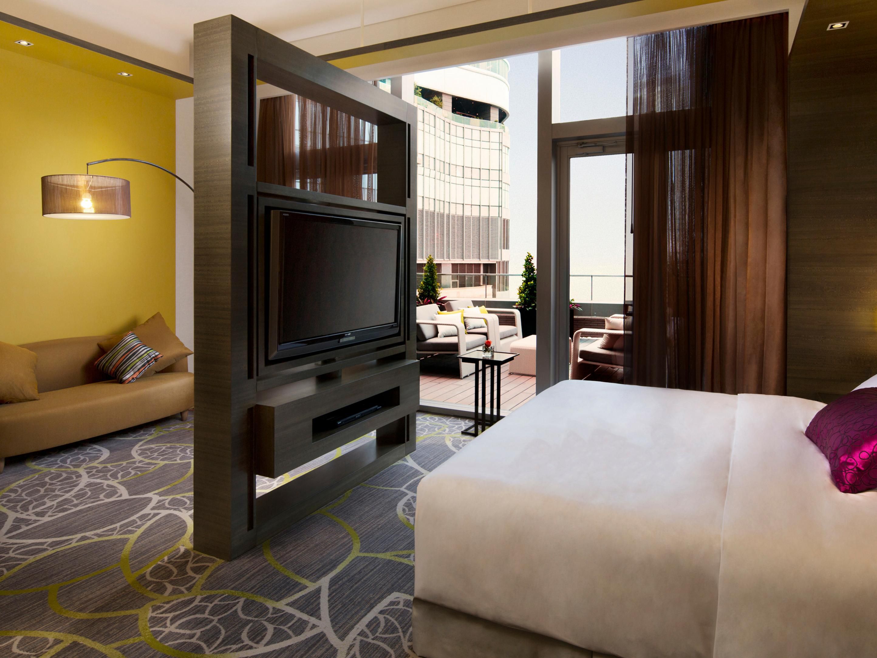 Balcony Room