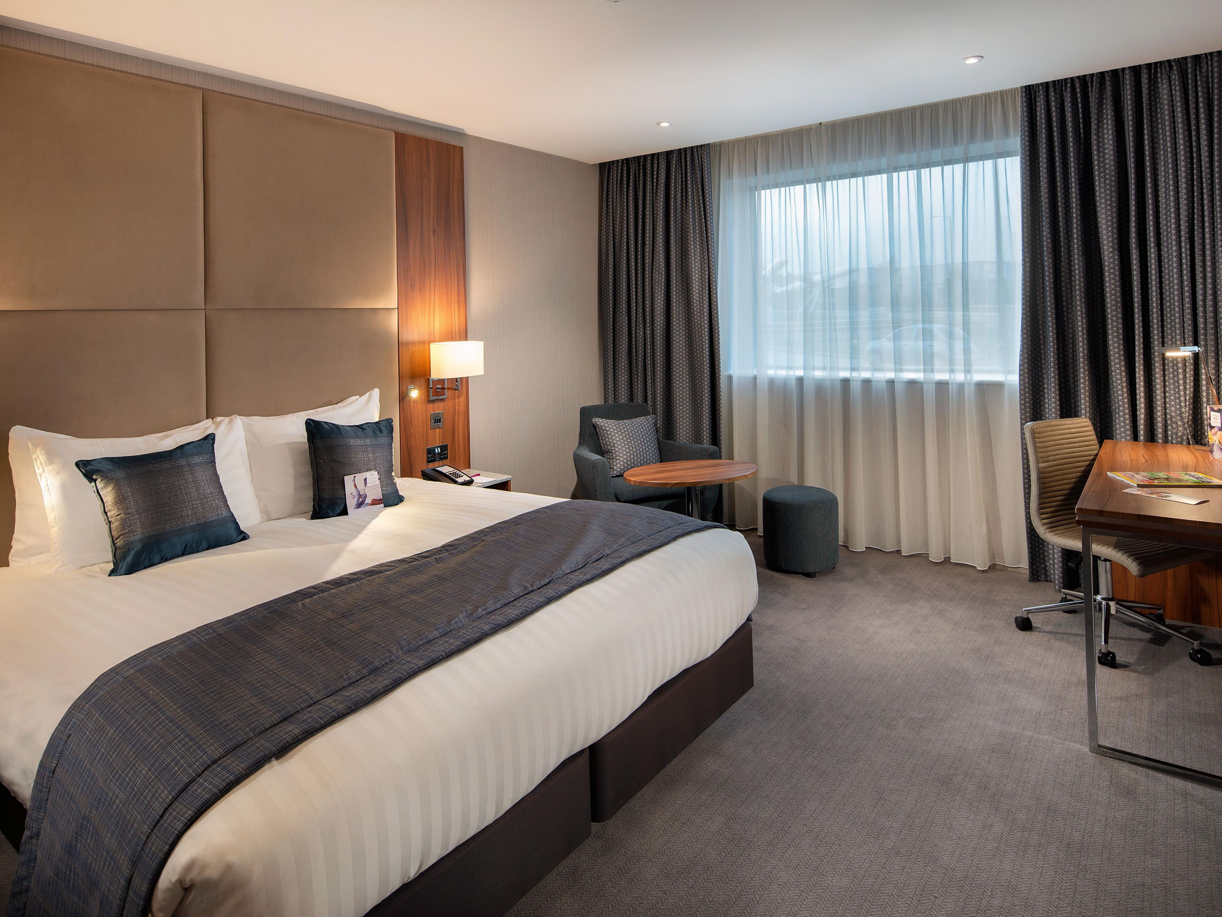 Soundproof Standard King Room