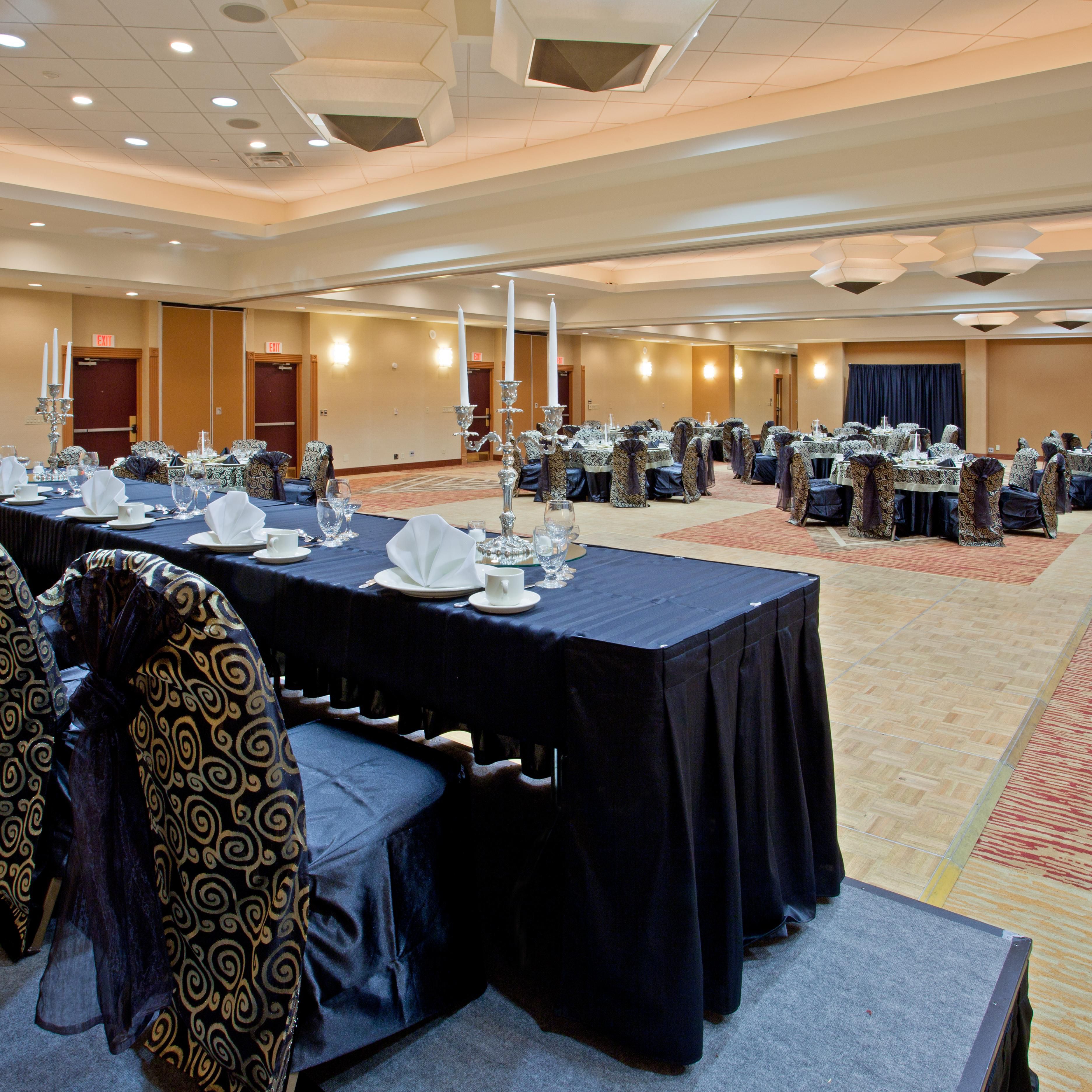 Wow your guests with a stunning event in our ballroom.
