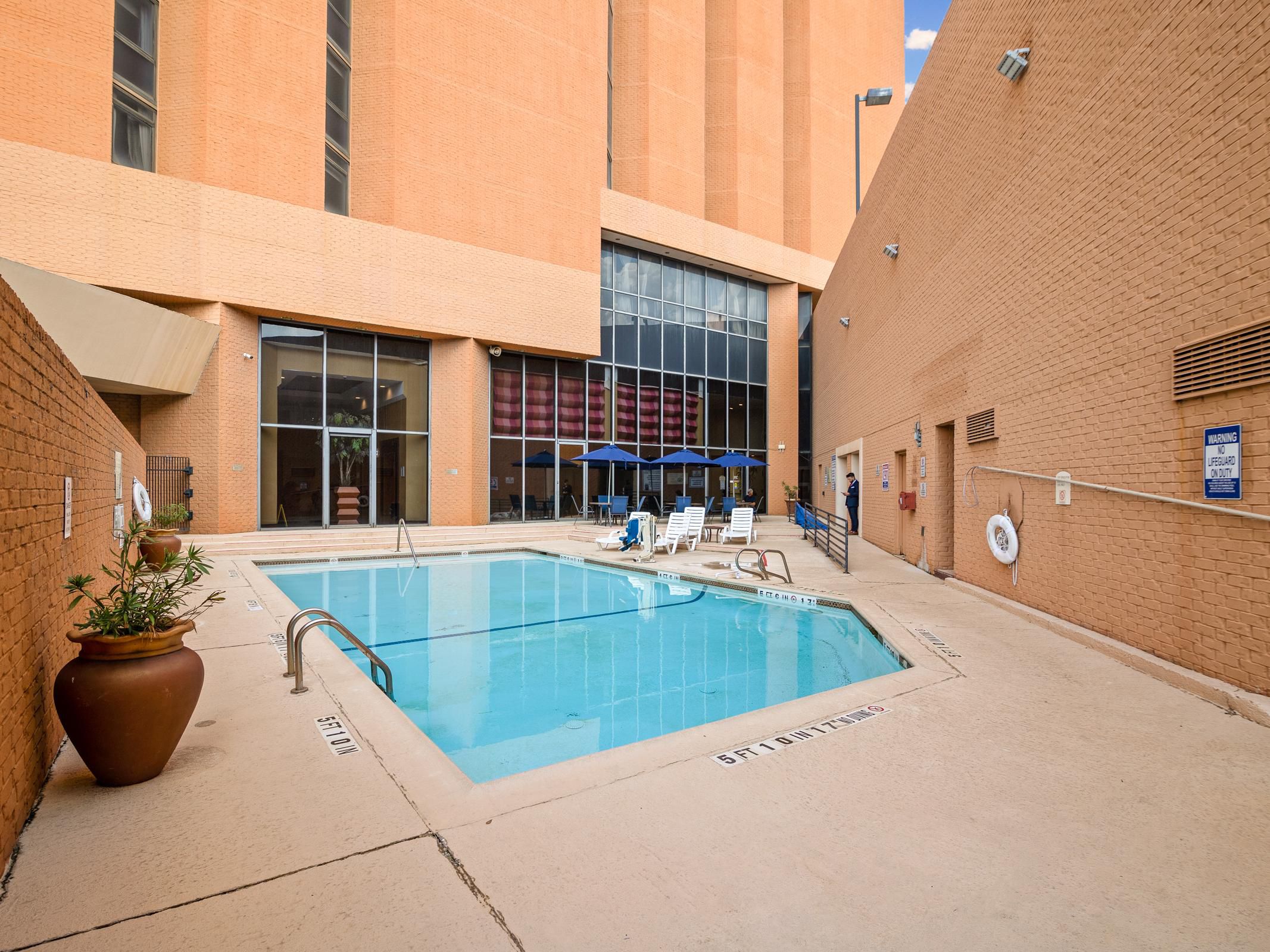 Take a dip in our refreshing outdoor pool, open daily from 9:00 AM – 10:00 PM. Swim laps, make a splash, or enjoy a leisurely swim. Whether you’re in a peaceful or playful mood, our pool provides the perfect place for relaxation and recreation. Stay cool in our outdoor pool!