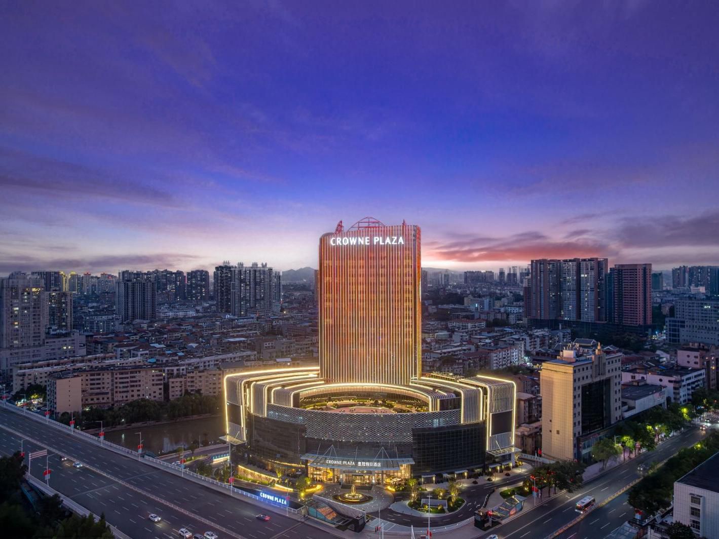 Hotel Night View Exterior