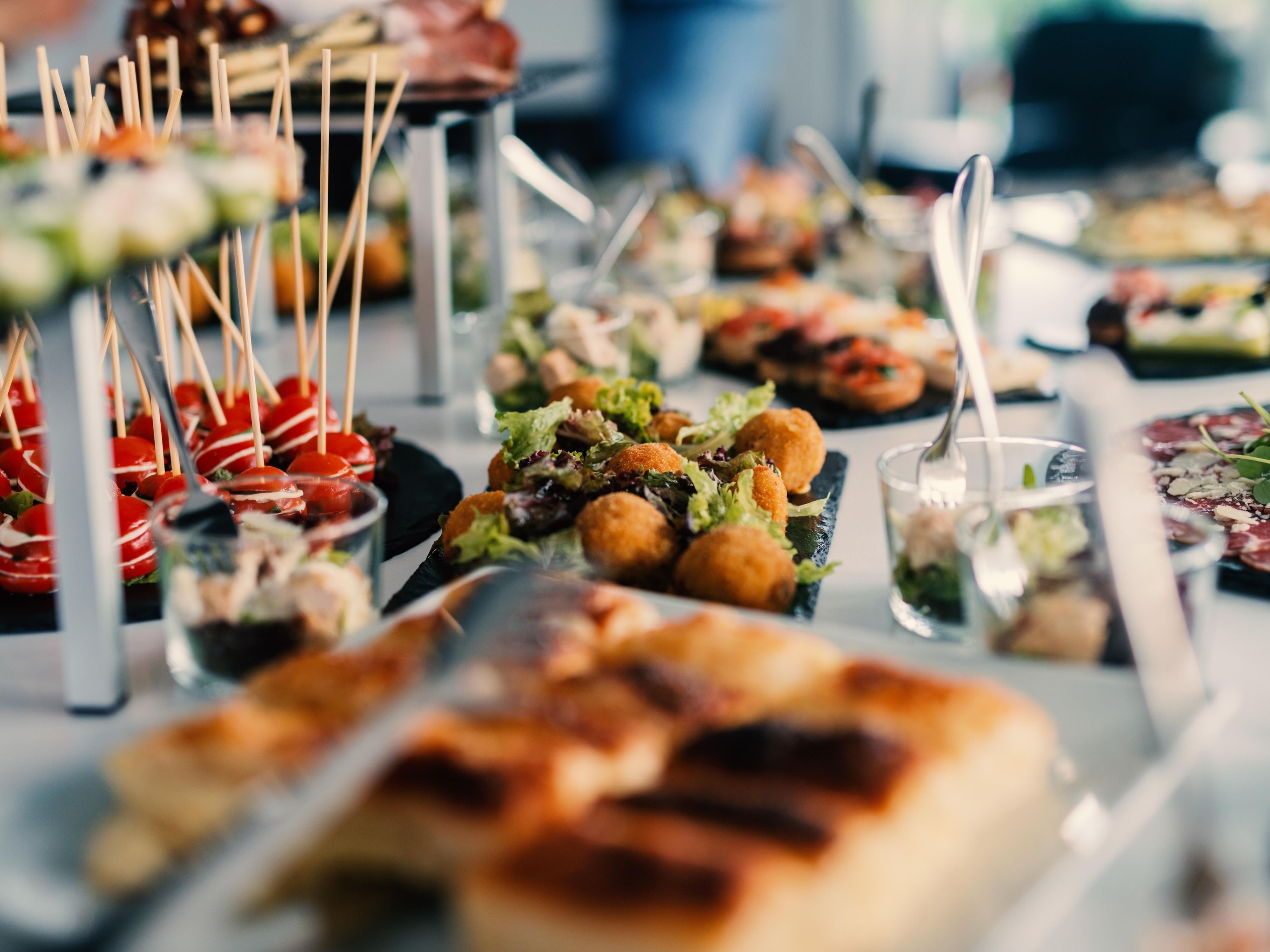 Make your event extraordinary with our customized catering! Our expert catering team brings your vision to life, flawlessly handling every detail from intimate gatherings to grand celebrations. Our ballroom hosts up to 300 guests and transforms effortlessly to suit any occasion, delivering unforgettable experiences for you and your guests.