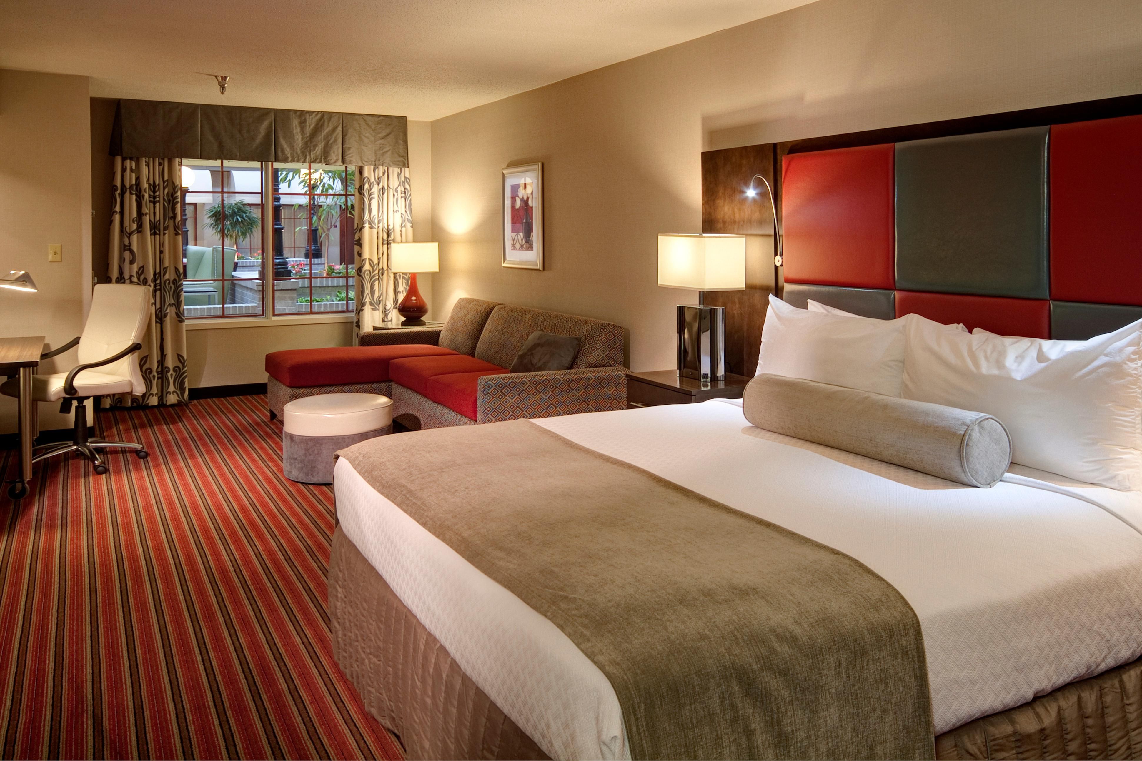 King Executive Room Perfect for the Business Traveler