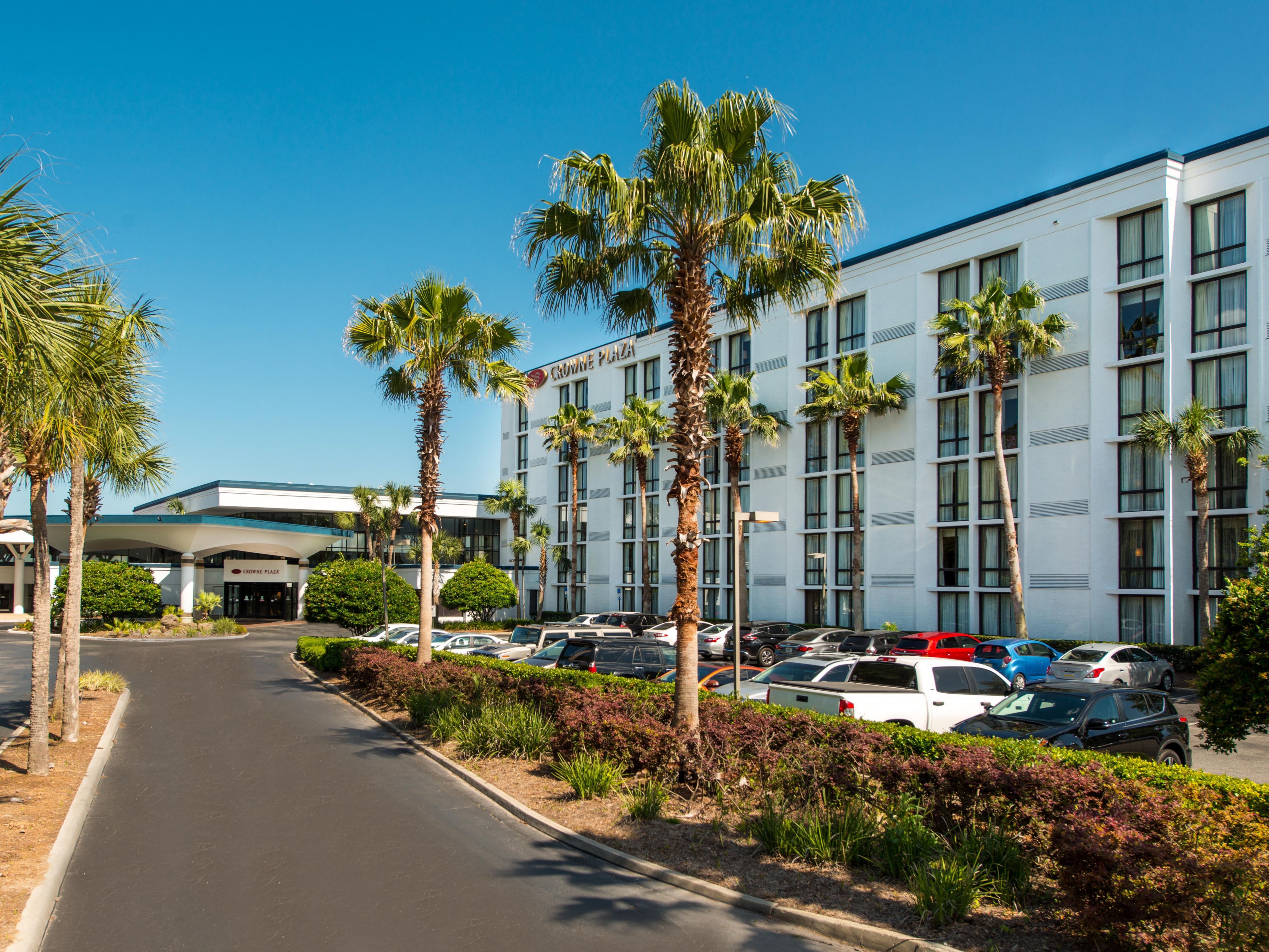 Stay right near the JAXPORT Cruise Terminal when booking your trip at Crowne Plaza® Jacksonville Airport. Never miss a flight and make your stay easy with our complimentary airport shuttle and free parking. We are also short drive from historic Fernandina Beach and Amelia Island.
