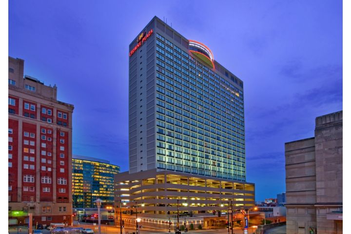 Crowne Plaza Kansas City Downtown