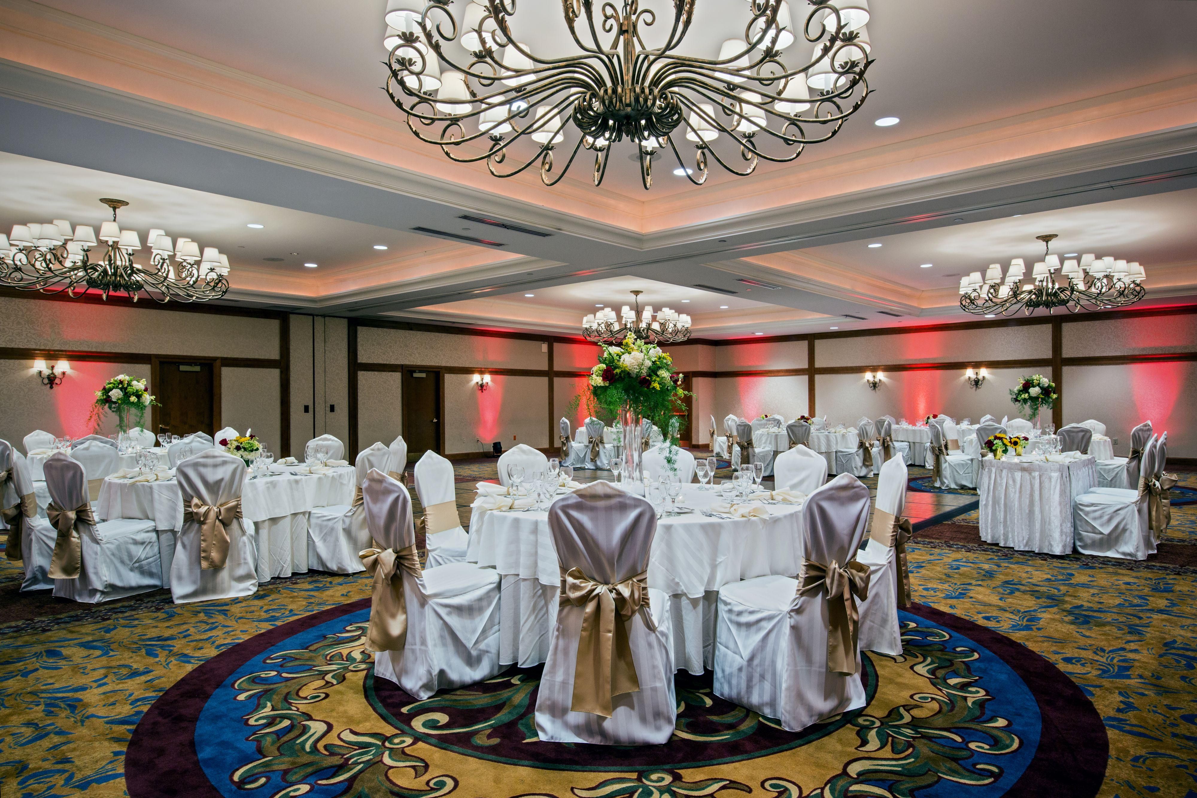 Host your wedding reception in the beautiful Independence Ballroom