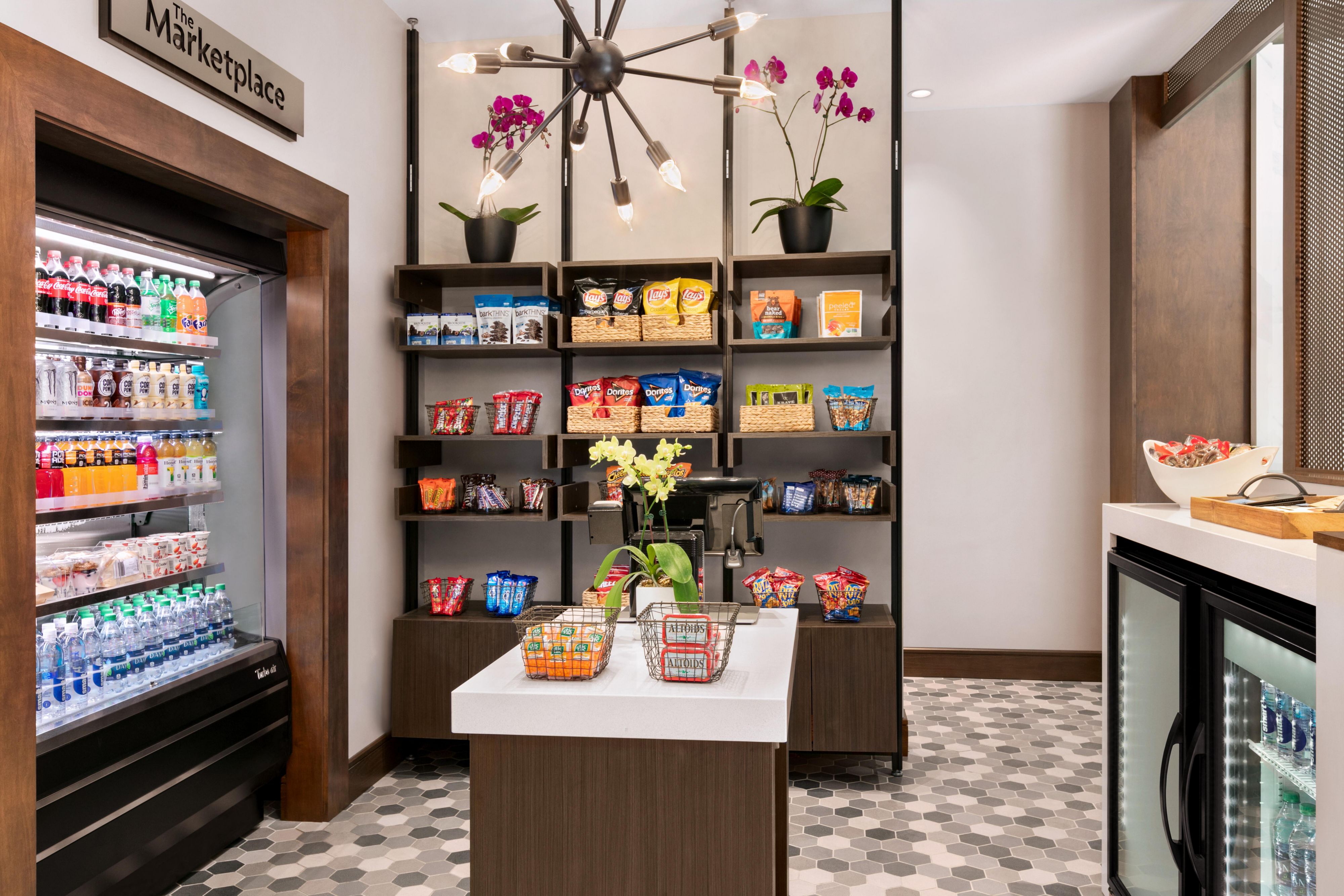 Our hotel&#39;s sundry shop offers light refreshments and drinks.