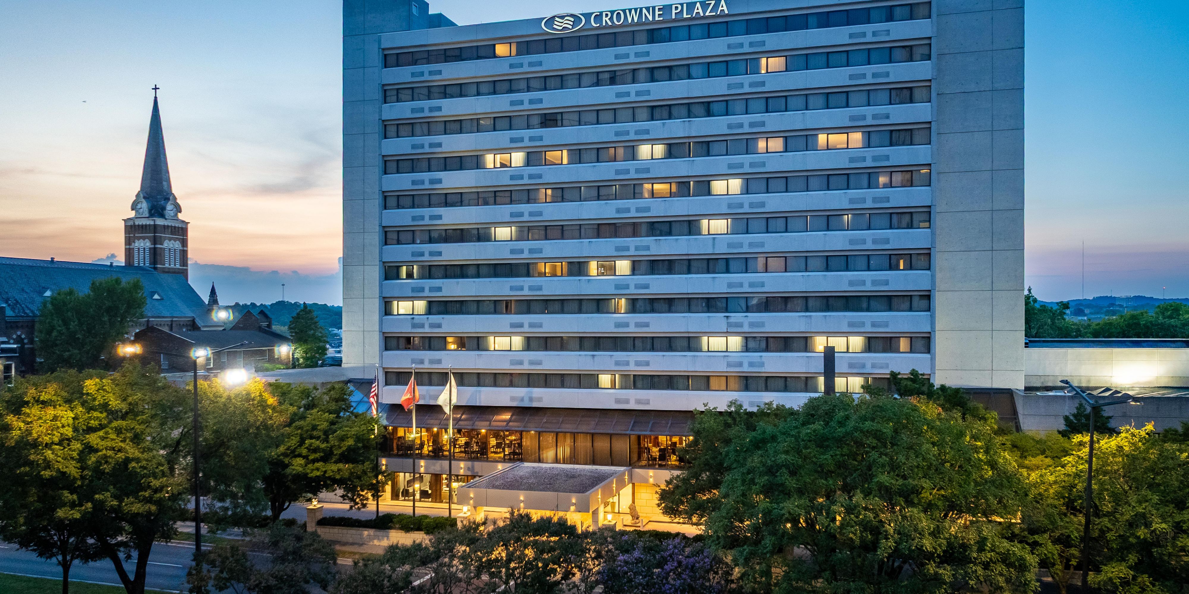 Crowne Plaza Knoxville Downtown University