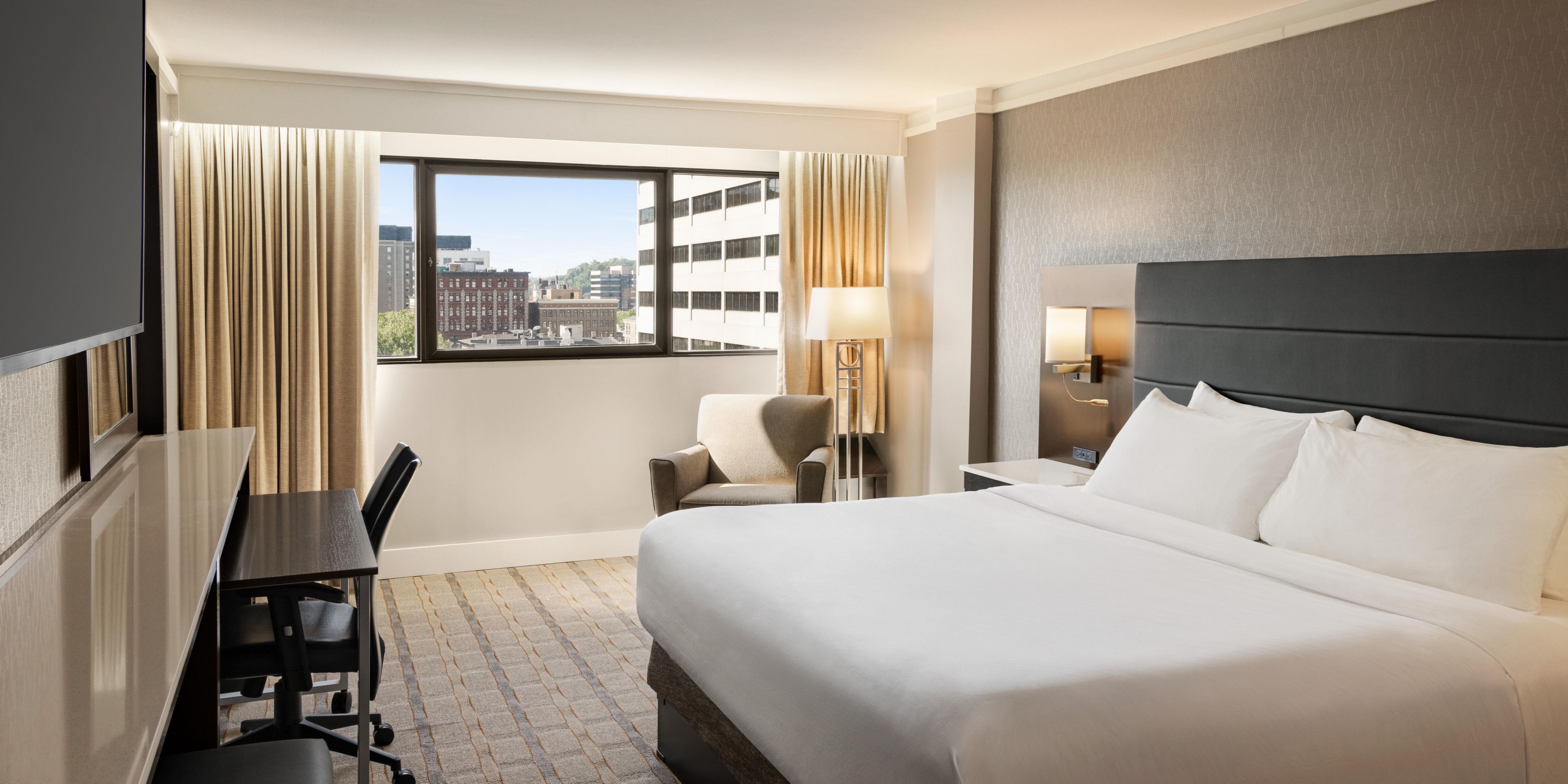One king bed room