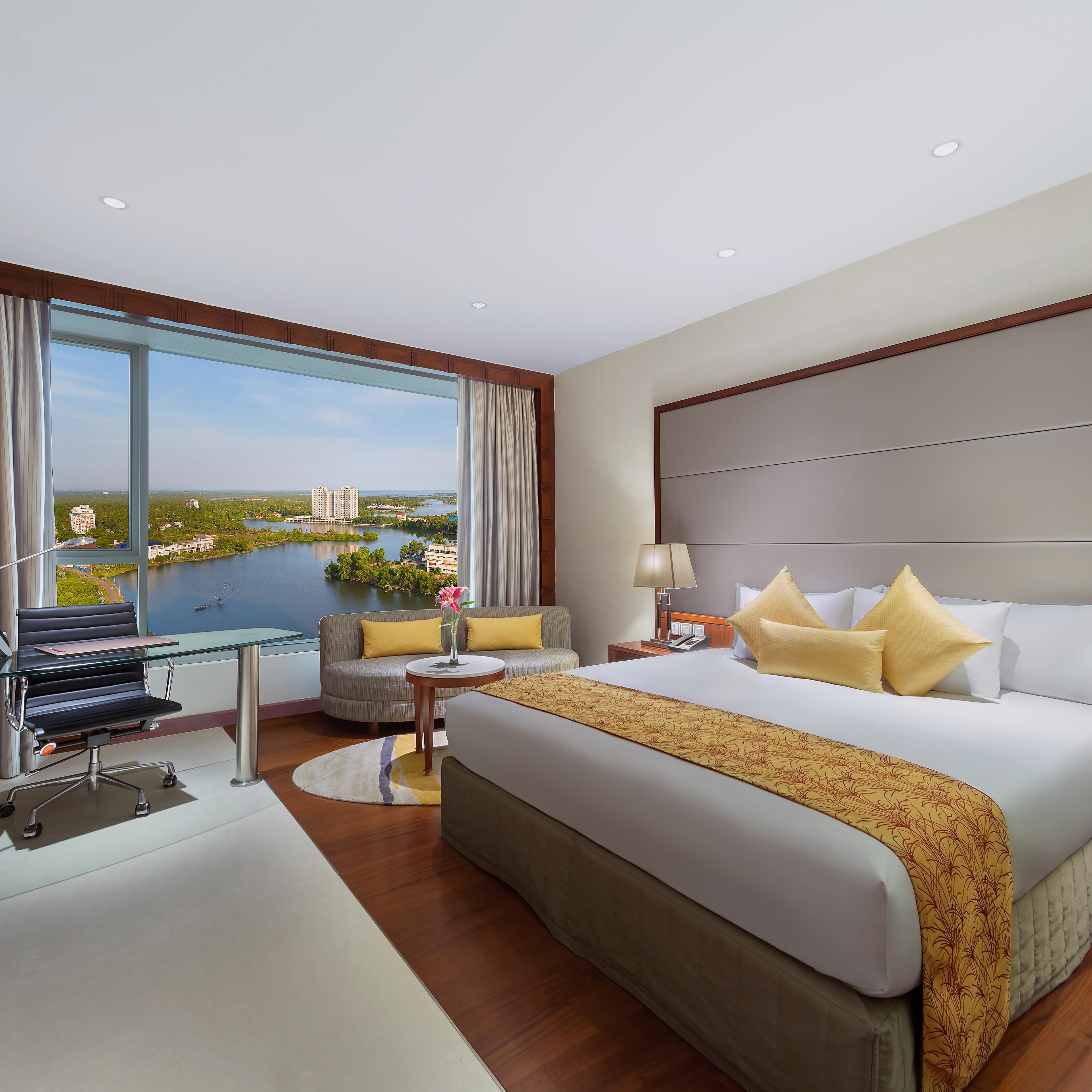 Deluxe King Backwater View Room