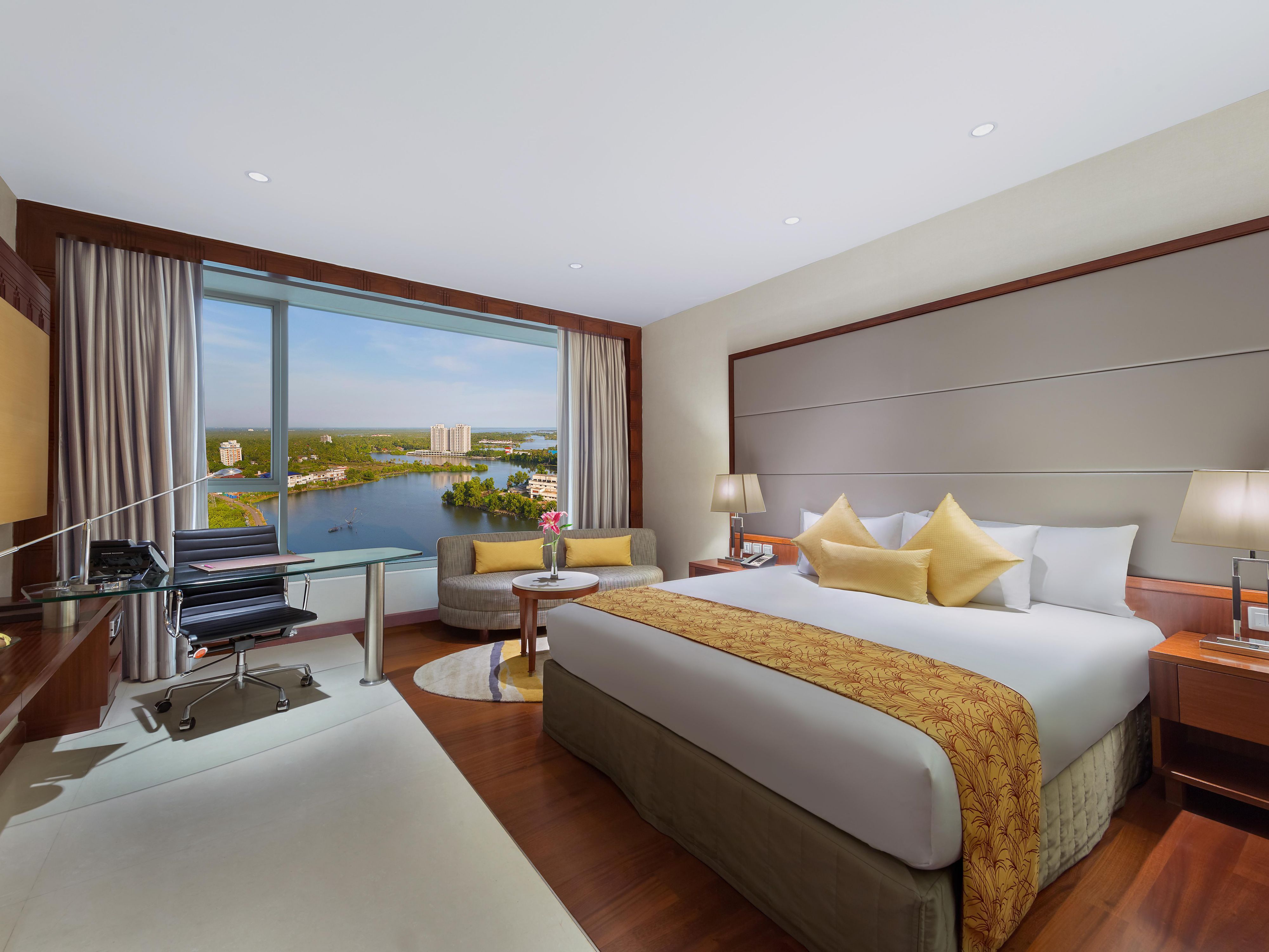 Deluxe King Backwater View Room