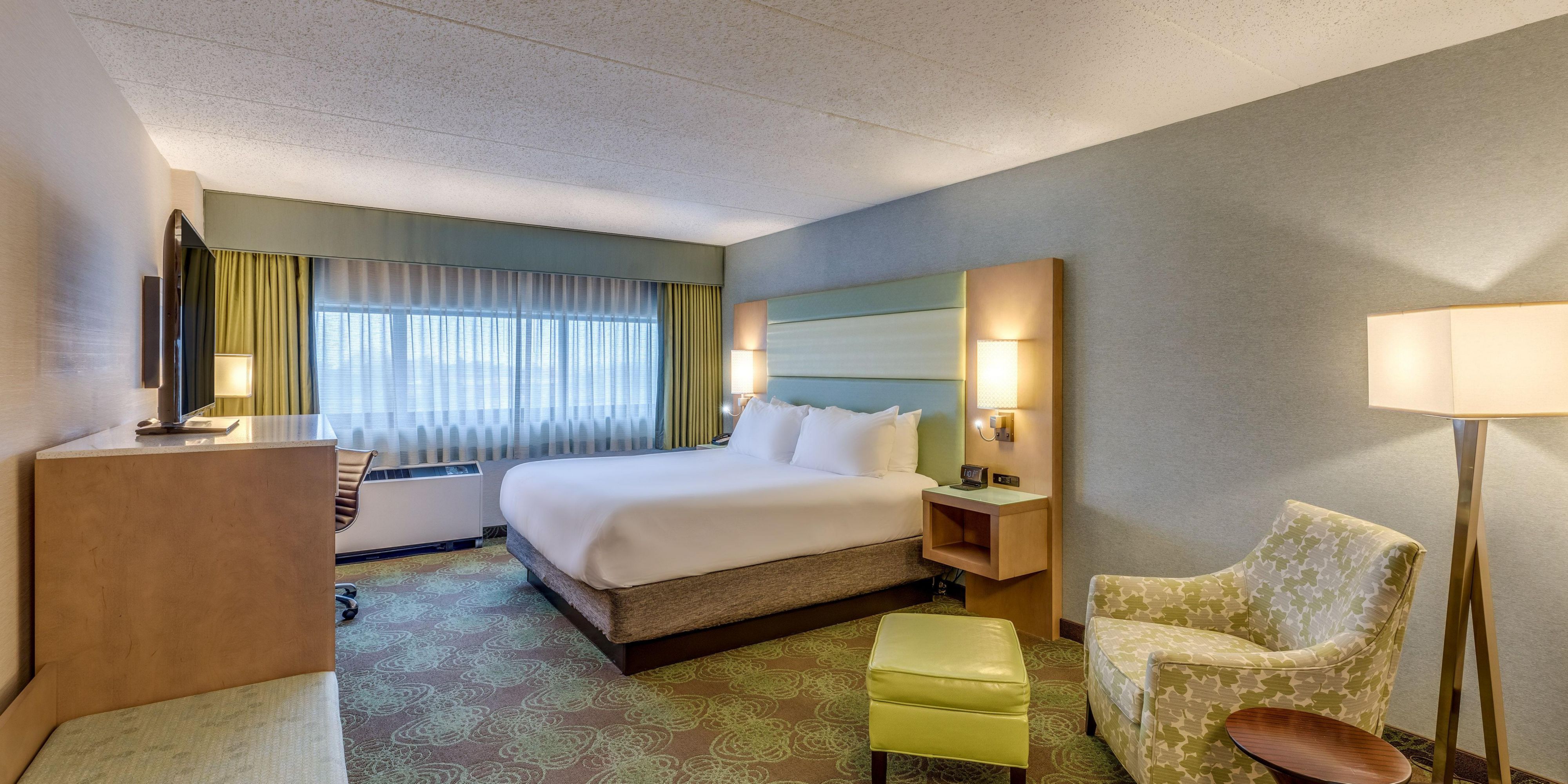 Premium Hotel in city Crowne Plaza Lansing West