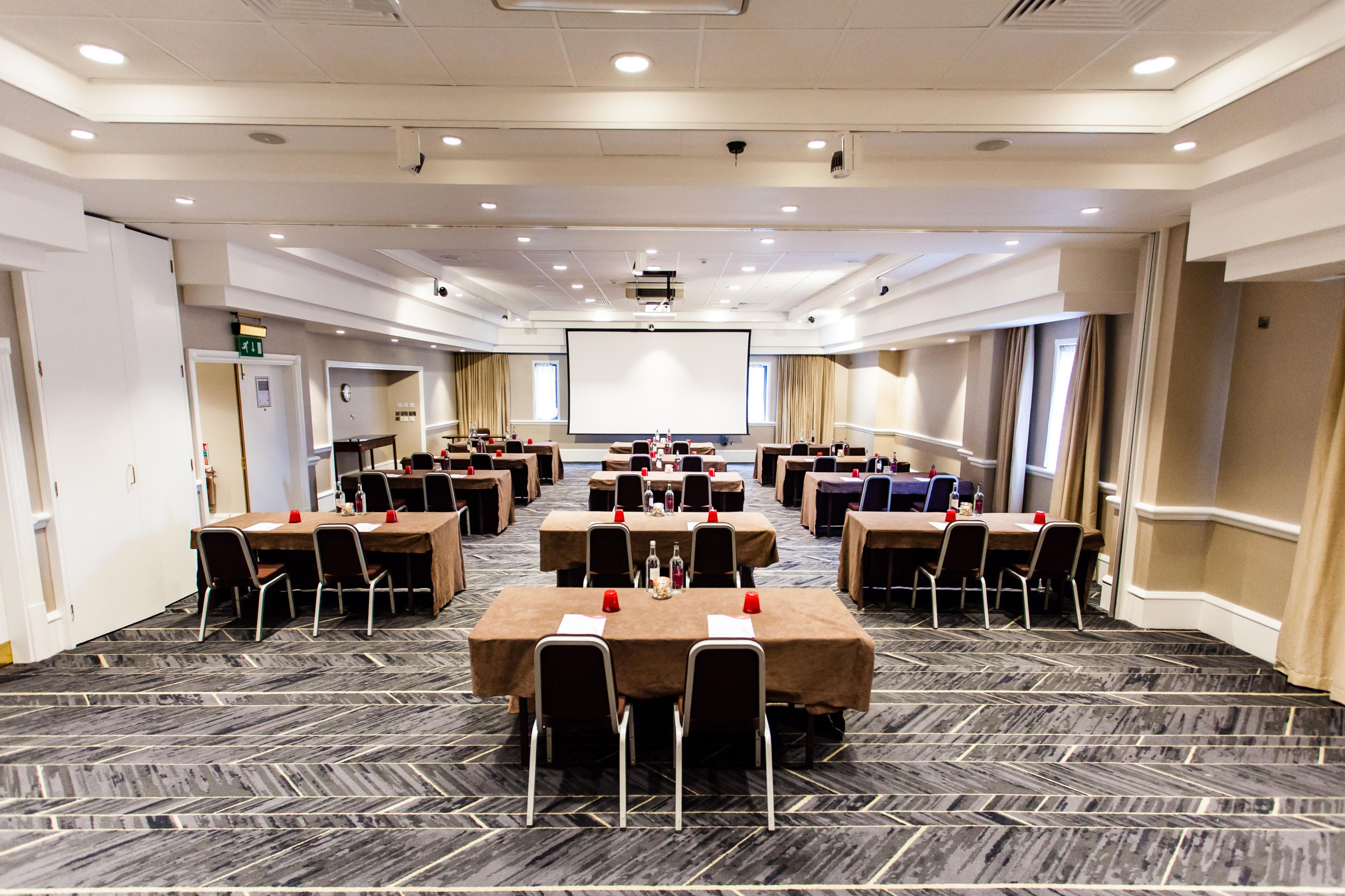 Roundhay 1 &amp; 2 meeting room