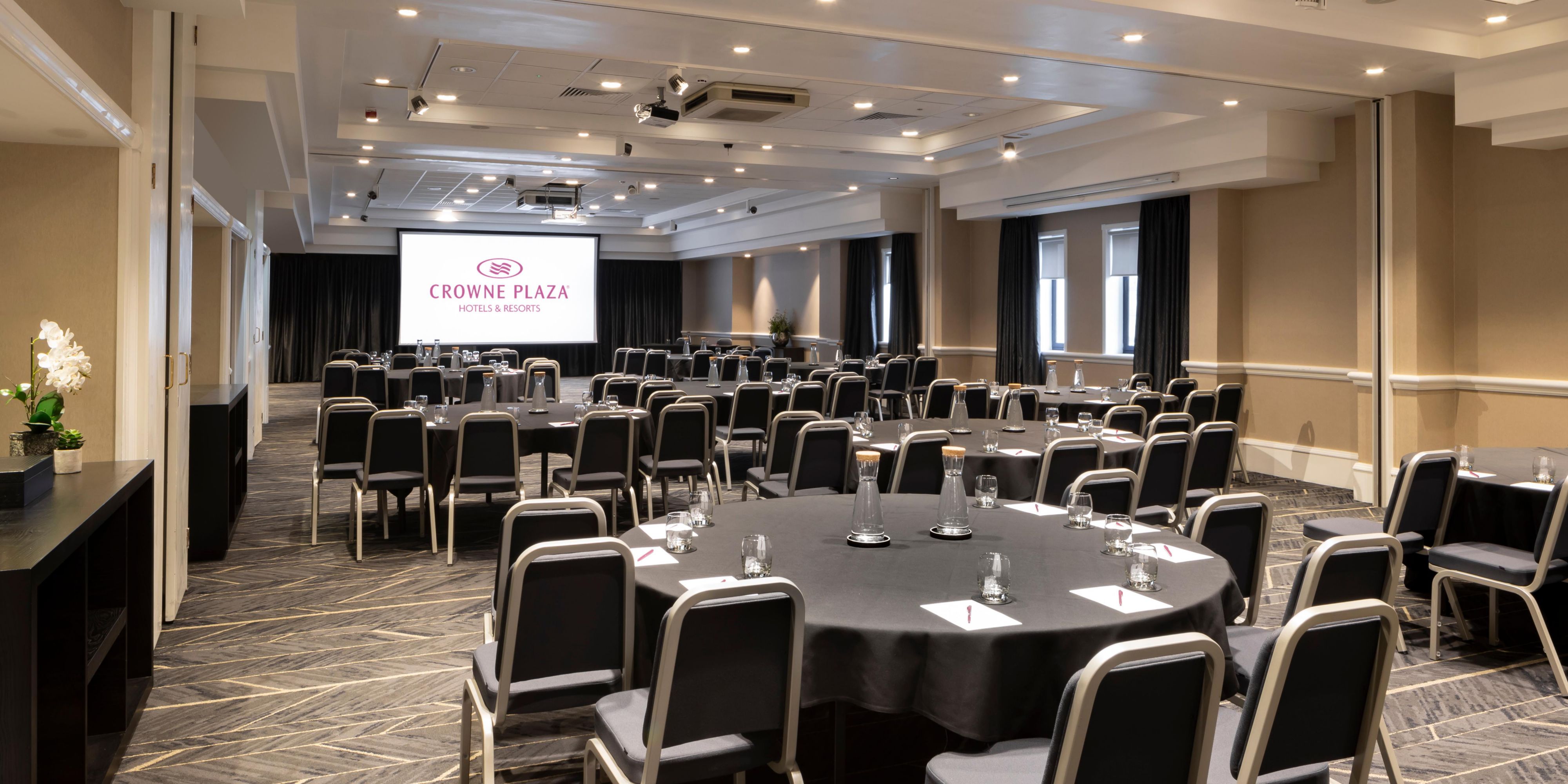 Crowne Plaza Leeds - Hotel Meeting Rooms for Rent