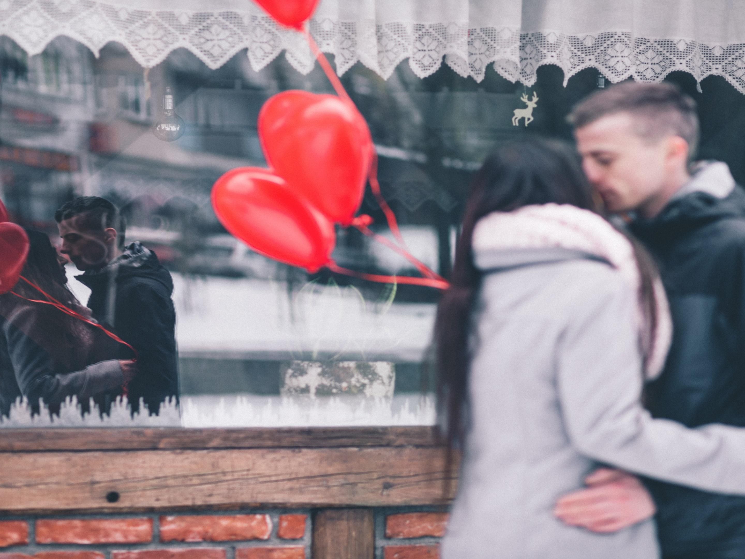 Pregunta por nuestras ofertas especiales en el mes del amor y la amistad.