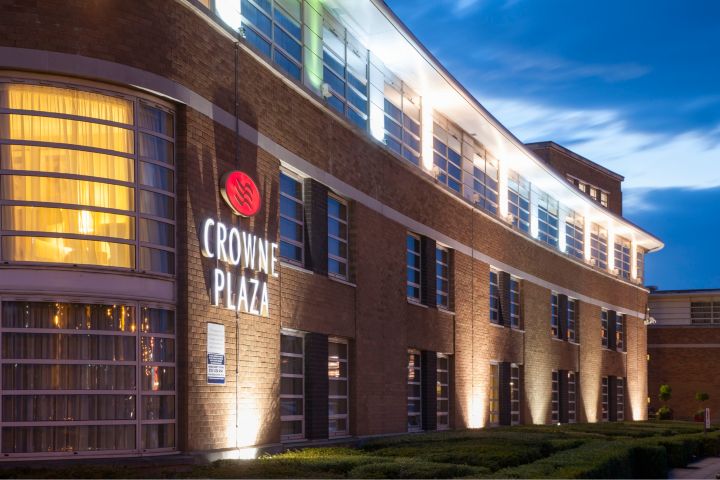 Crowne Plaza Liverpool John Lennon Airport