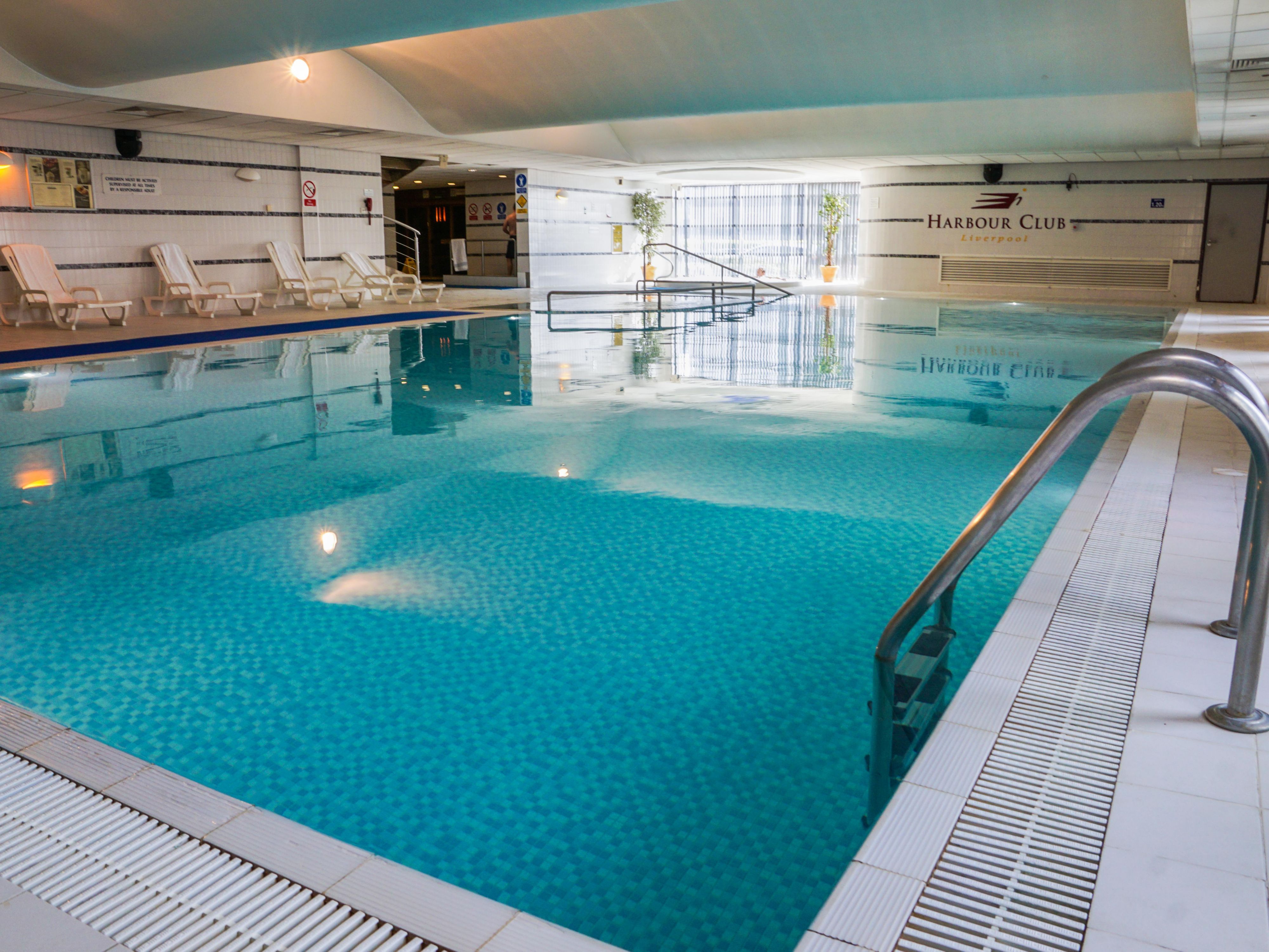 Our gym and pool are open Monday to Friday from 6am to 10pm and Saturday to Sunday 7am to 9pm
With spectacular views across the River Mersey,
Children swim times
Monday to Thursday from 9am to12noon and 2pm to 6pm
Friday from 9am to12noon and 2pm to 8pm
Saturday to Sunday 8am to 7pm