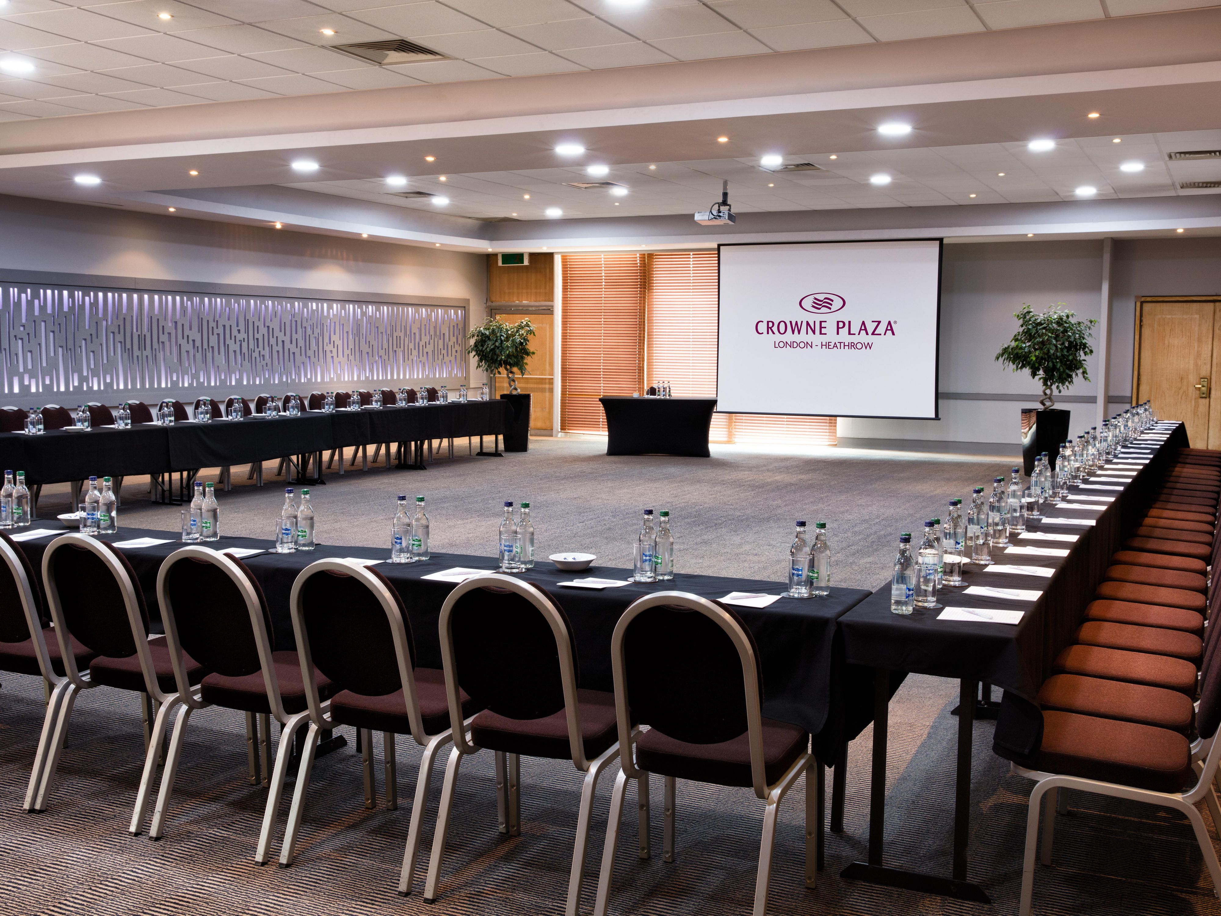 Host meetings or events for 2 to 250 guests in our fully equipped, versatile meeting rooms. Each with floor to ceiling windows providing plenty of natural daylight, Wi-Fi and a dedicated team to support with both planning and delivery of your event. 