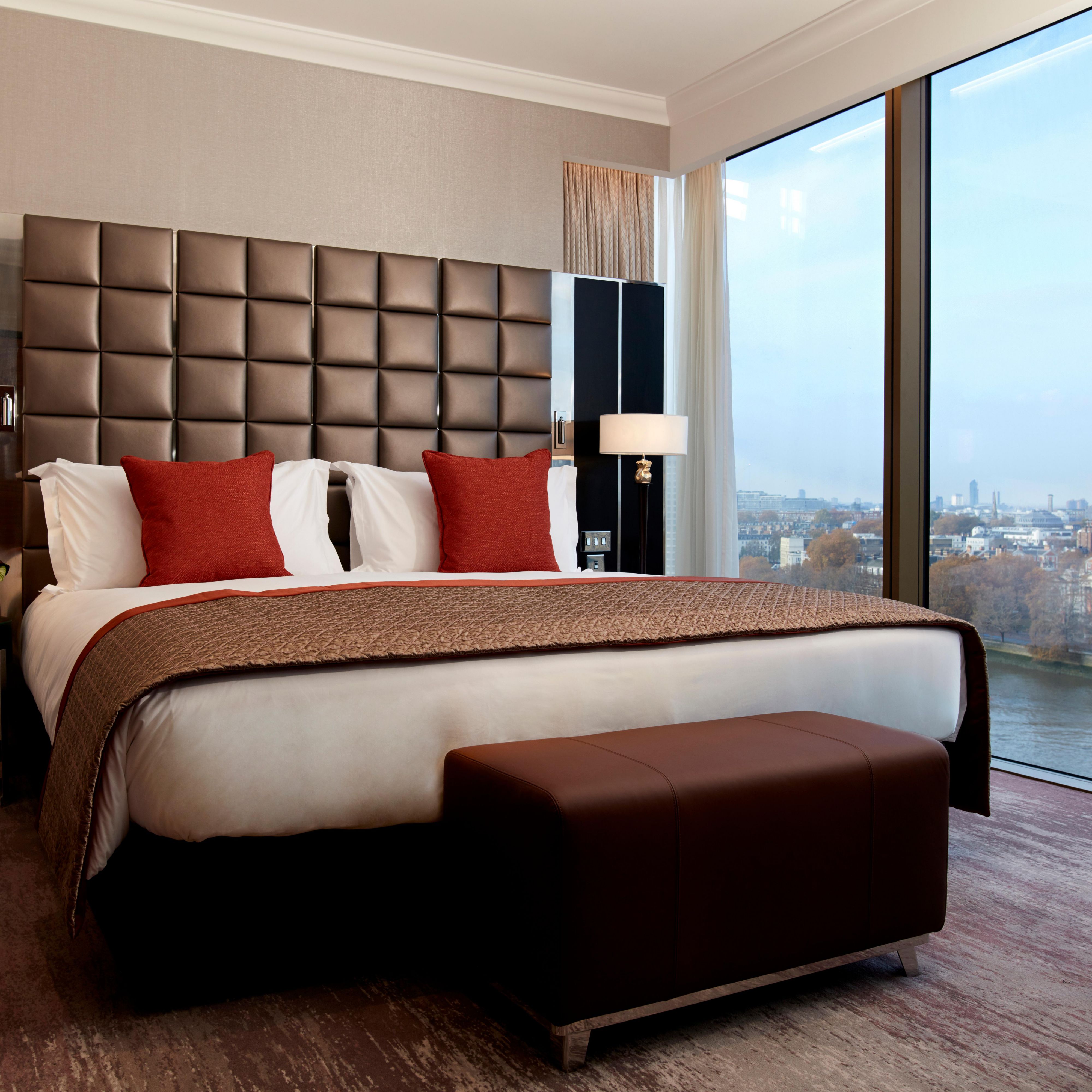 Enjoy the amazing views across the Thames from our one bed suite