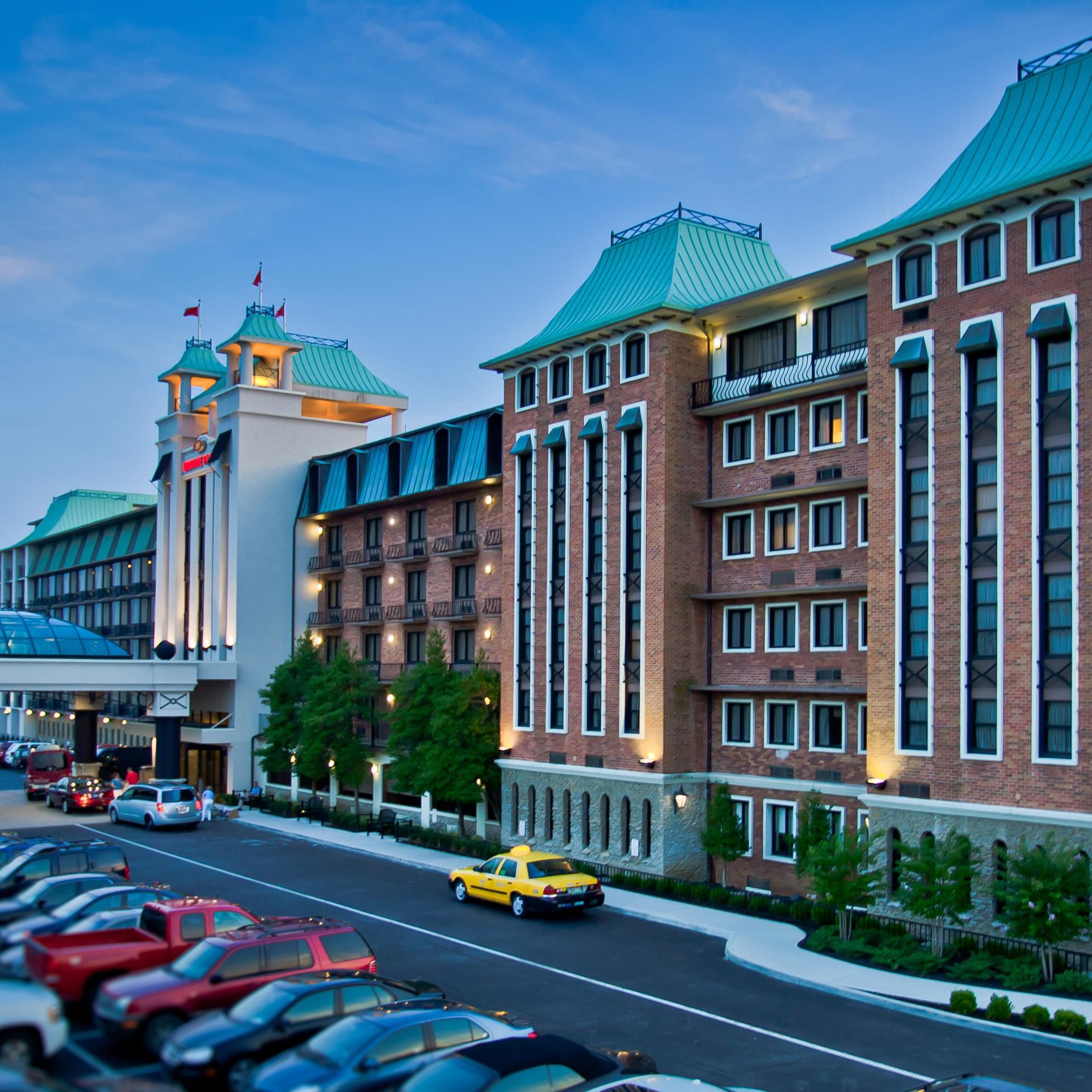 Crowne Plaza Louisville Airport Hotel