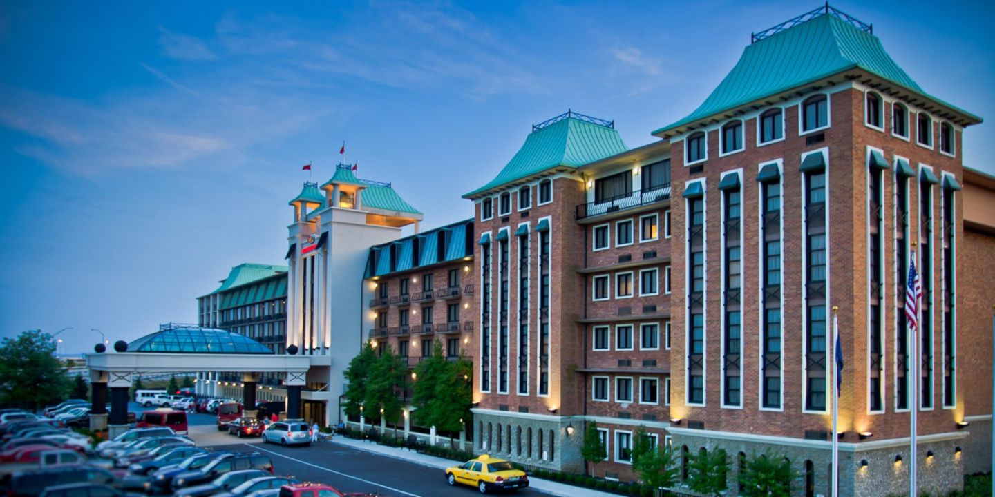 Louisville Restaurants Crowne Plaza Louisville Airport Expo Ctr