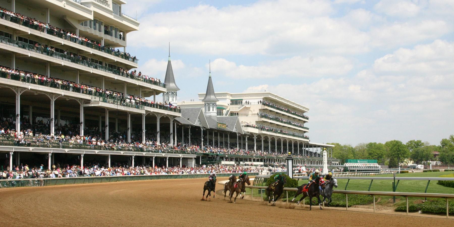 Horses running in derby race