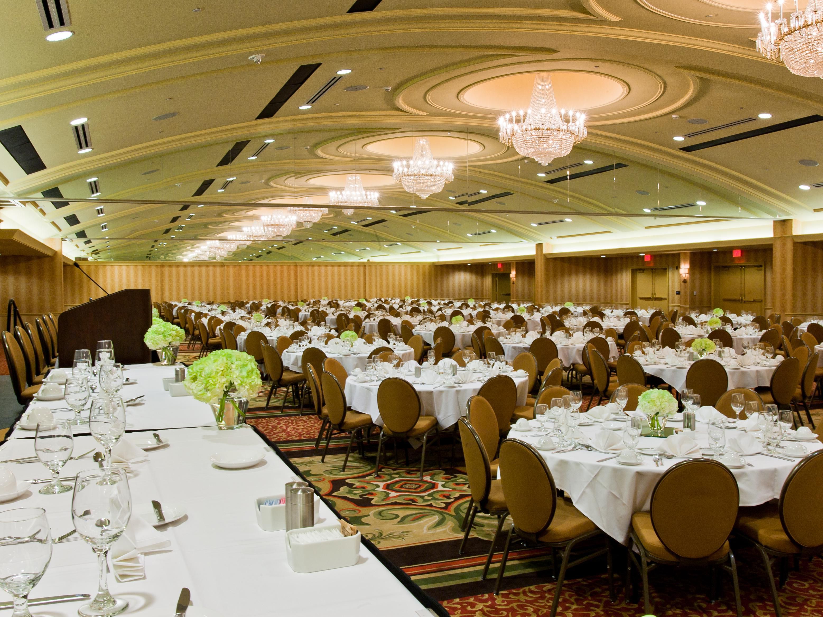 Host your Louisville event in one of our versatile venues. Boasting nearly 50,000 square feet of Louisville event space, including 24 meeting and banquet rooms, an executive boardroom, and an elegant ballroom, we are “The Place to Meet.” Whether it's a business function or a special celebration, we can accommodate groups of up to 1,200 guests.