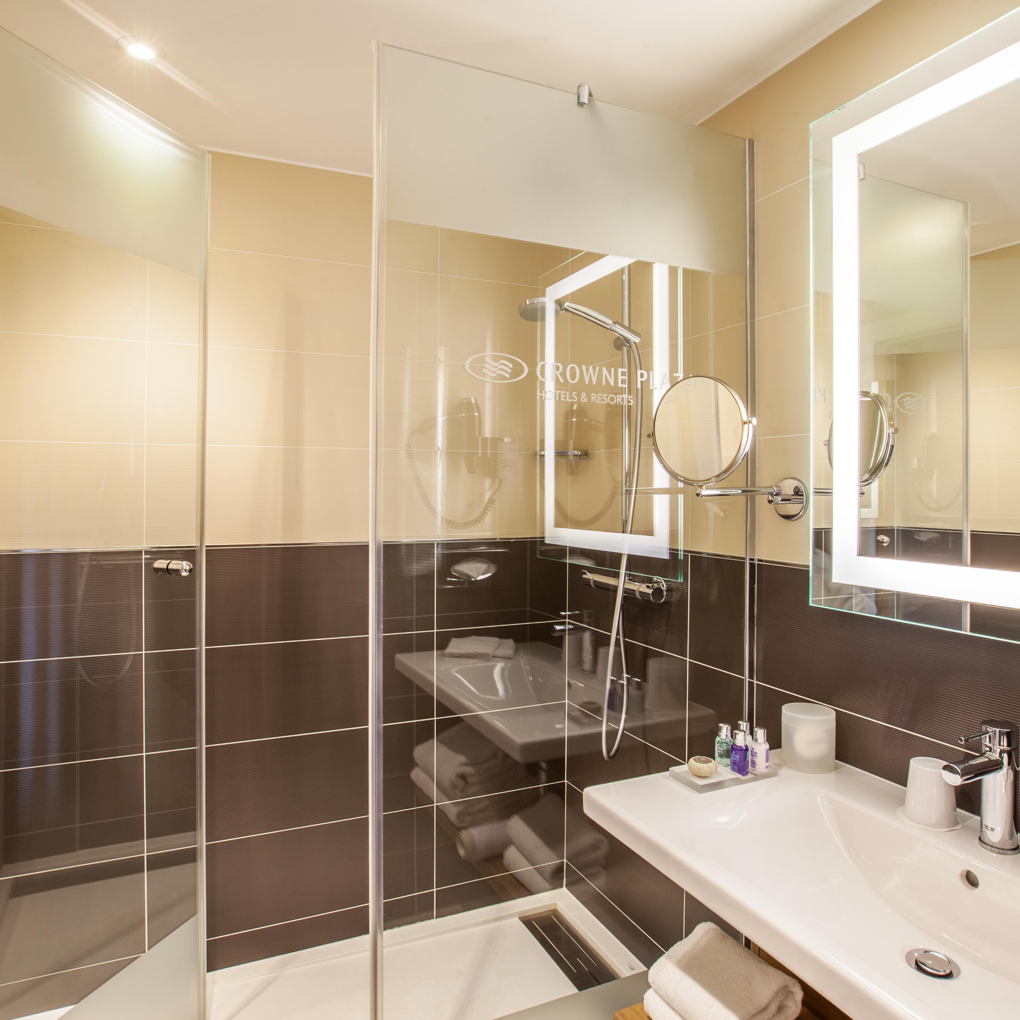 Relax in your private shower cabine in executive room and suites