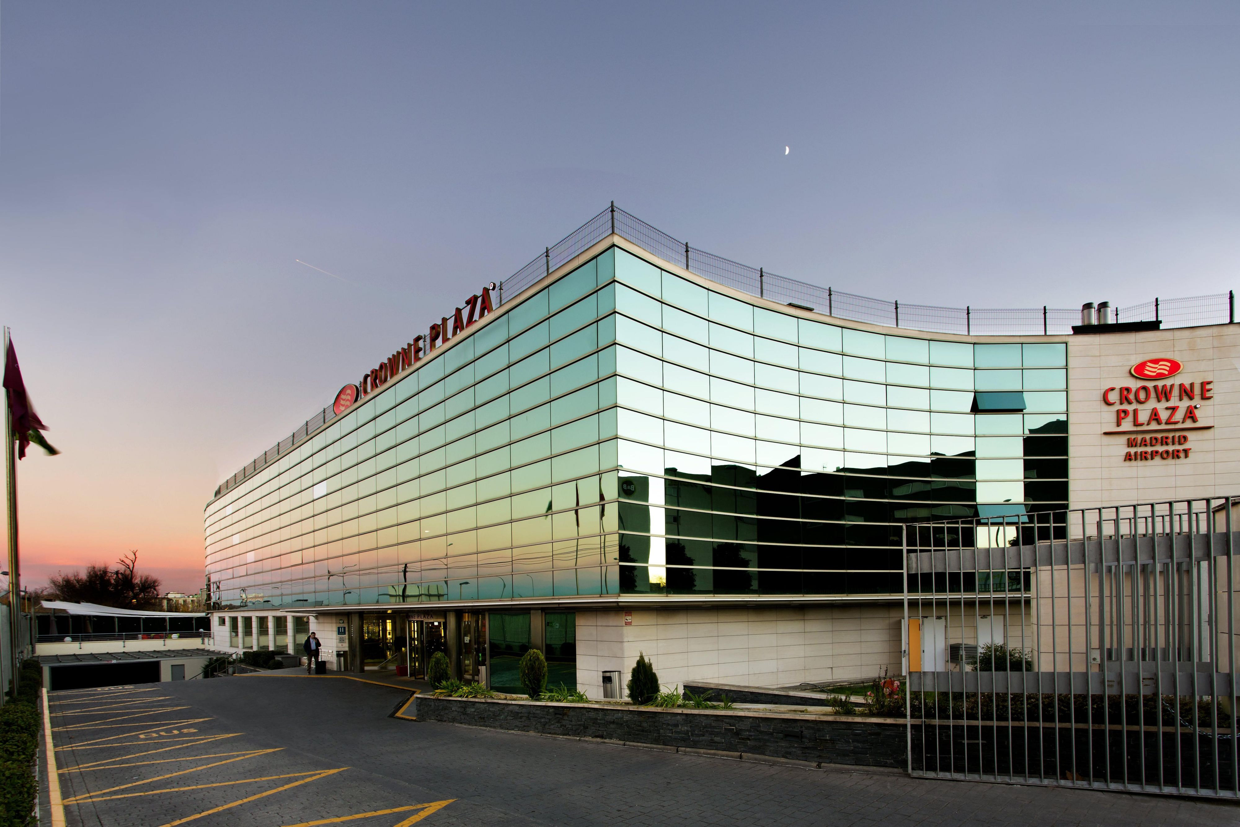 Madrid Airport Hotel Crowne Plaza Hotel Madrid Airport