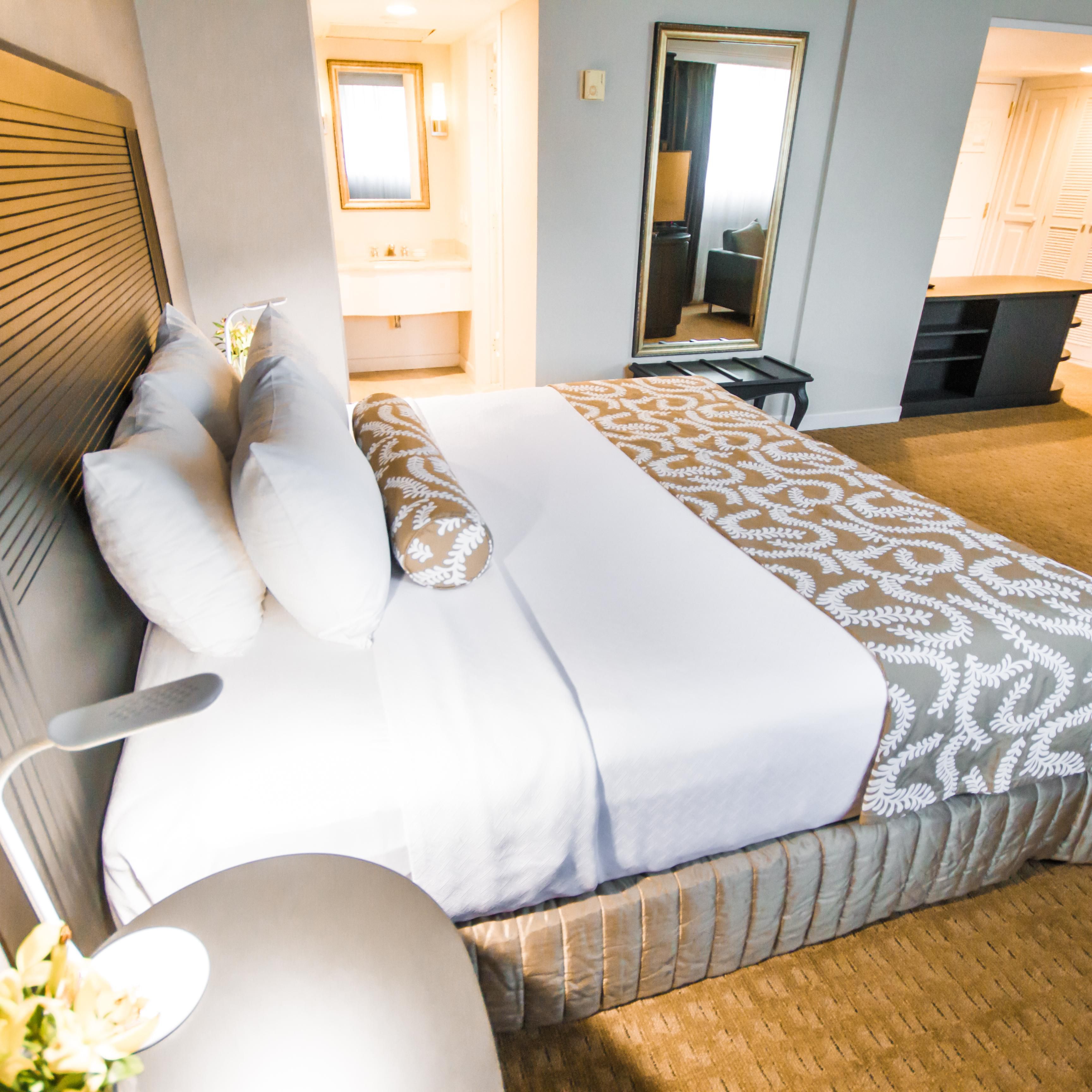 Rest assured in our king-sized bed suite.