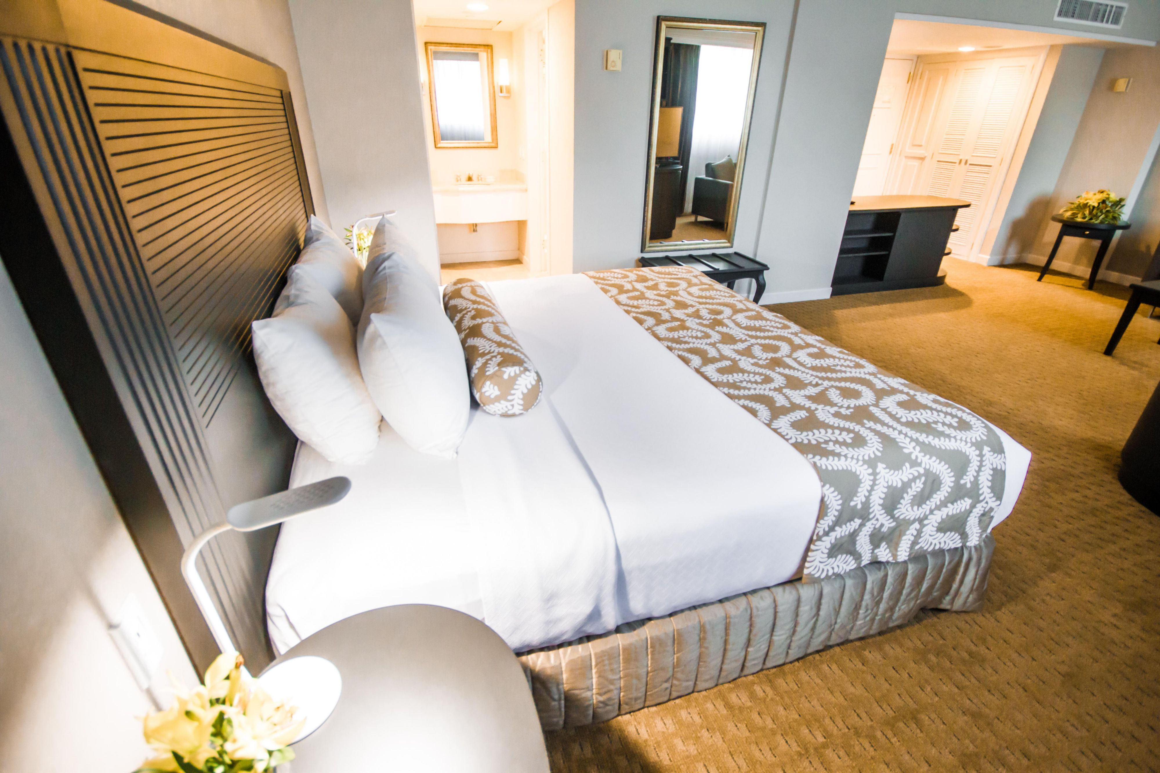 Rest assured in our king-sized bed suite.