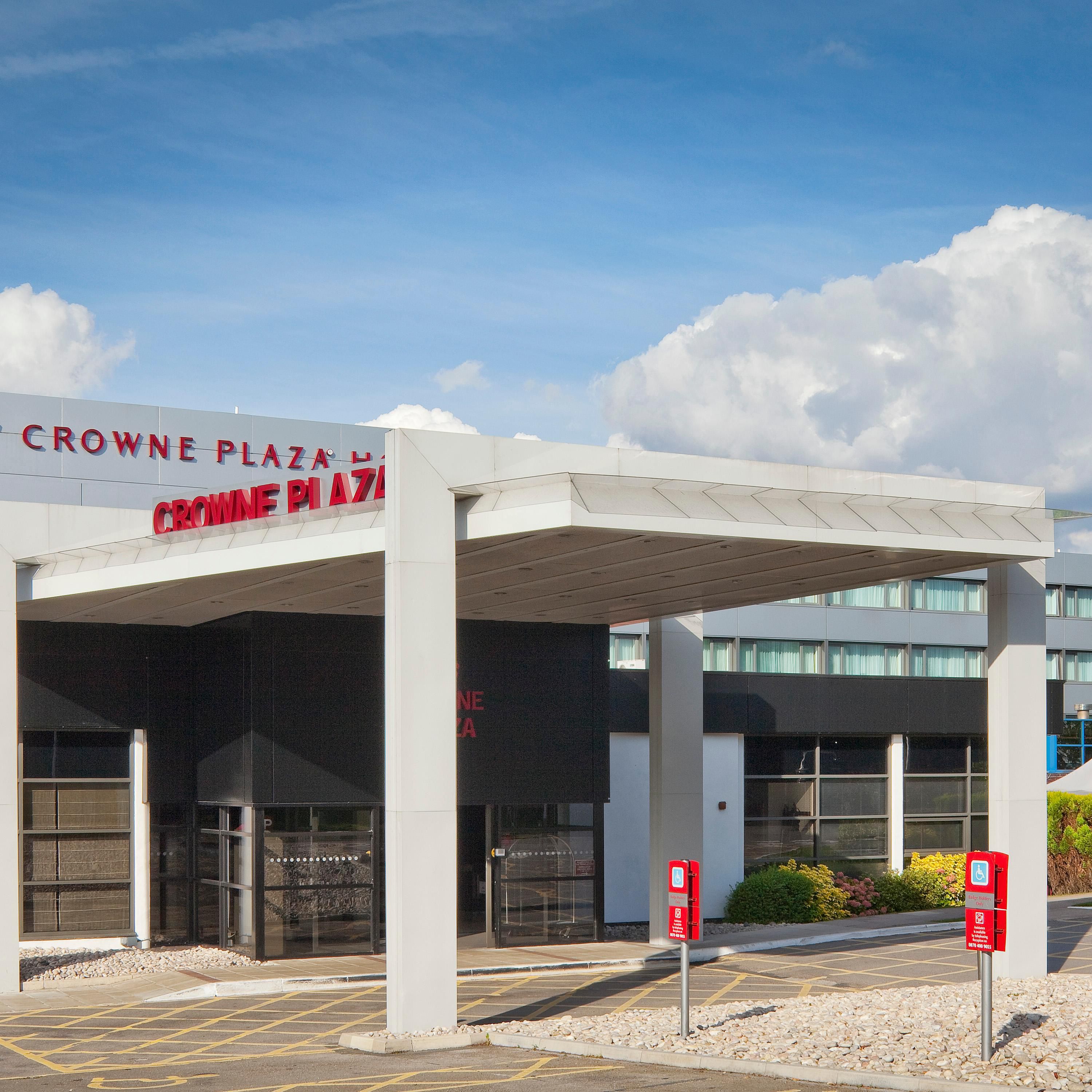 Crowne plaza manchester airport manchester airport hotel
