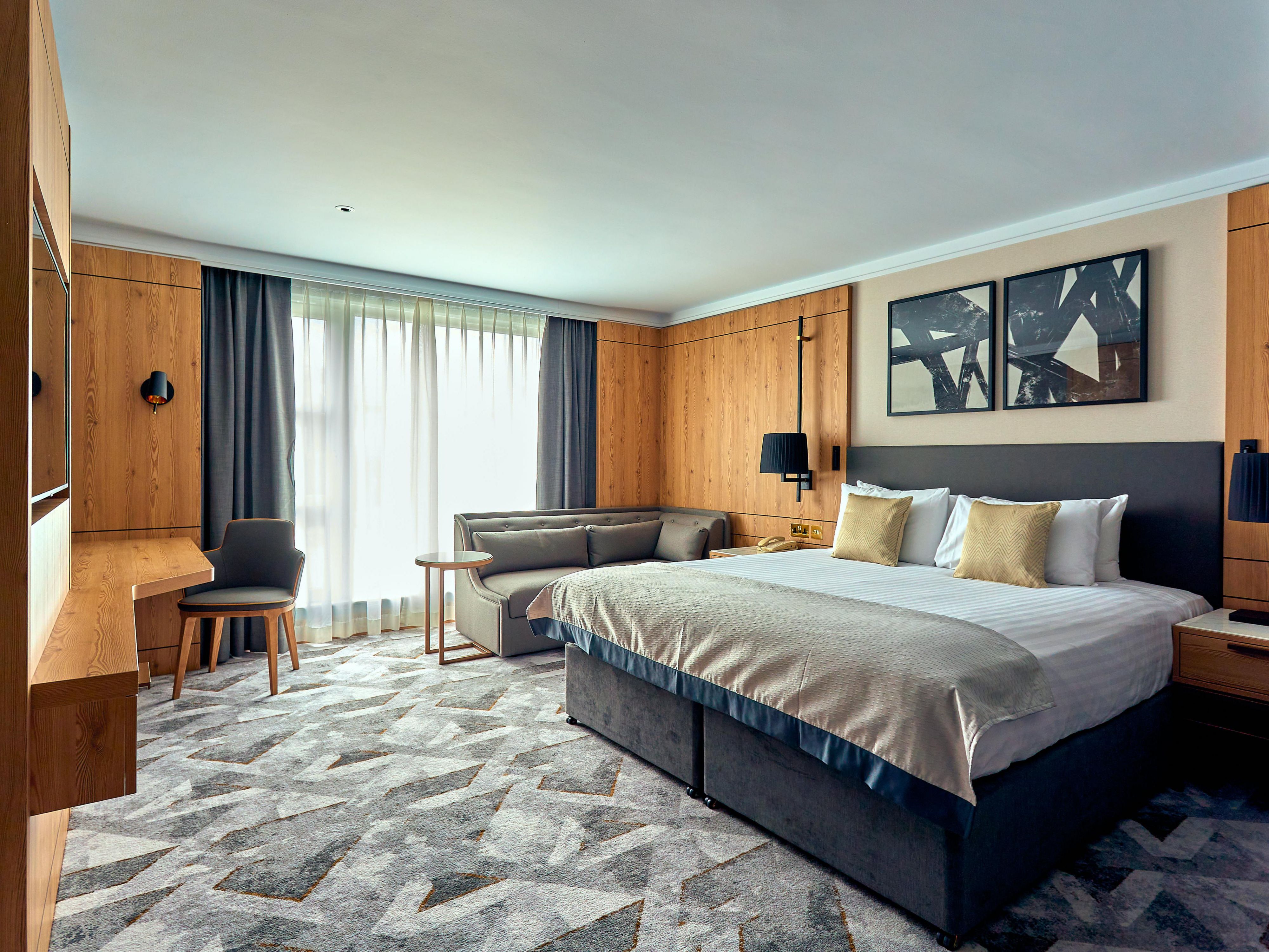 King Club Room