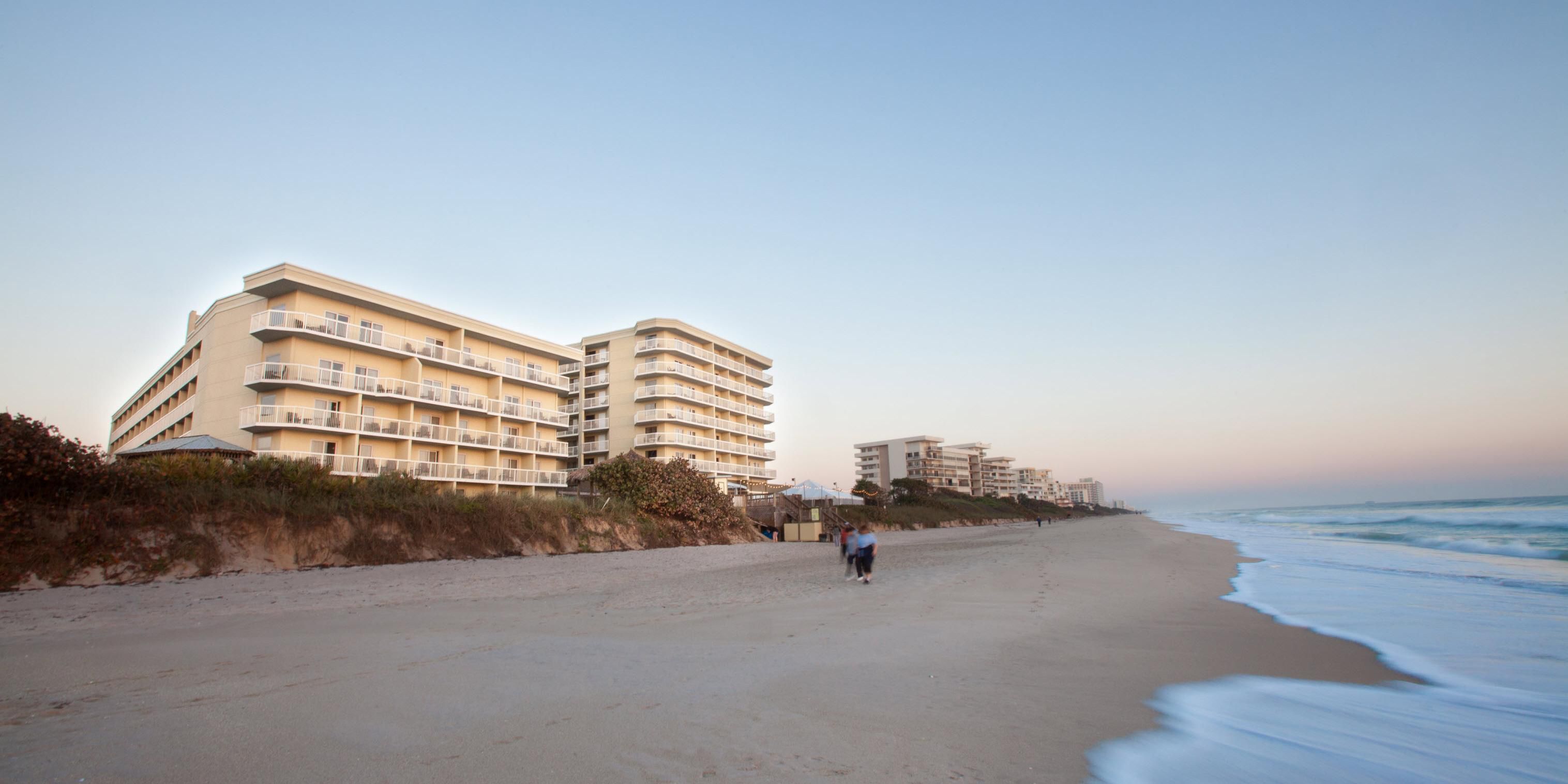 Crowne plaza melbourne-oceanfront