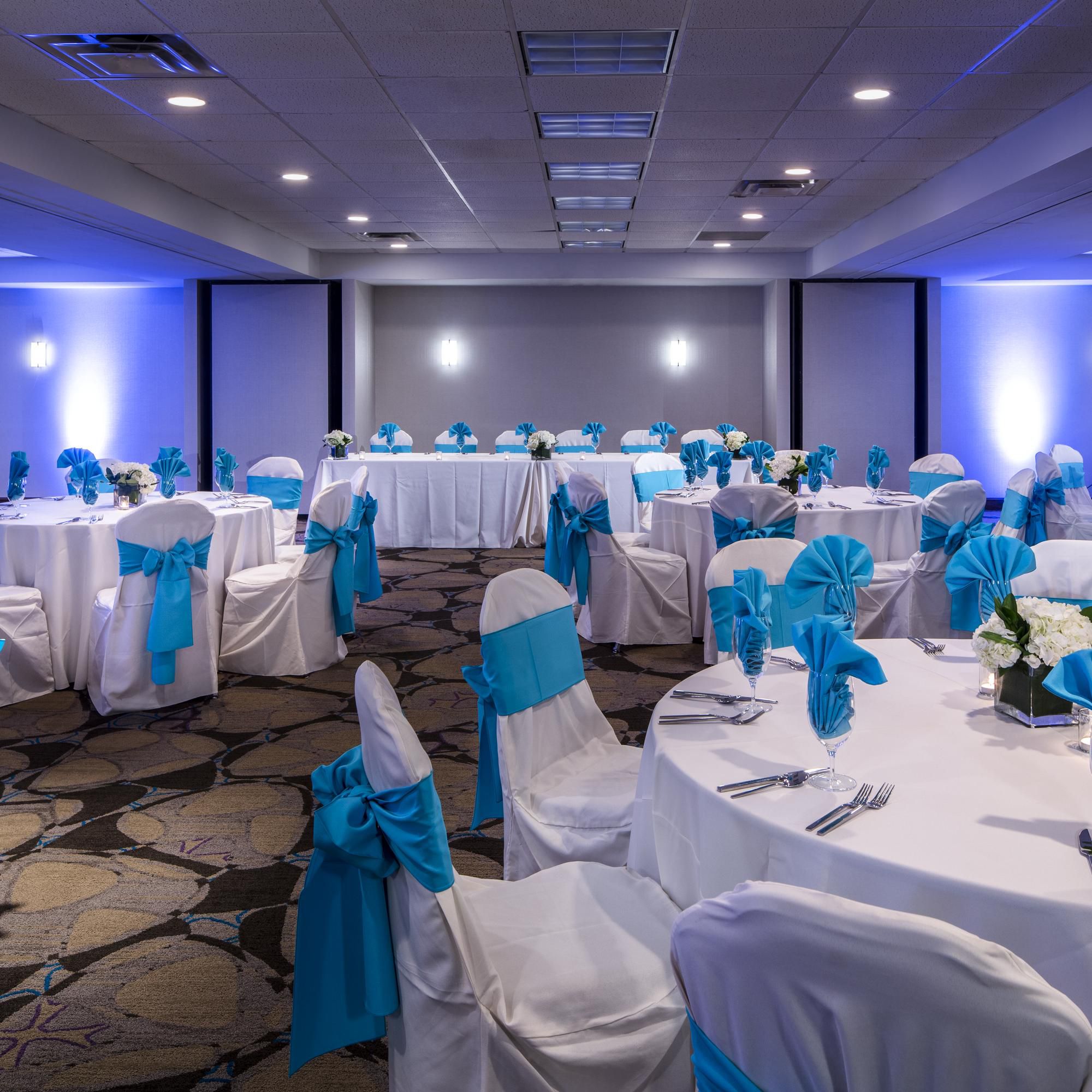 Our renovated meeting space is perfect for your Memphis Wedding