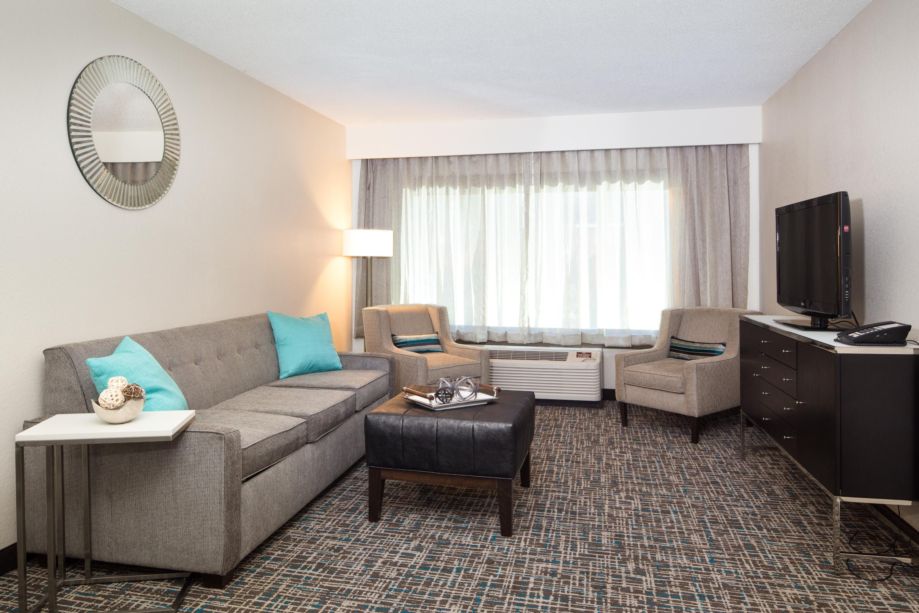 Relax in our updated rooms just a few street blocks from Beale St.