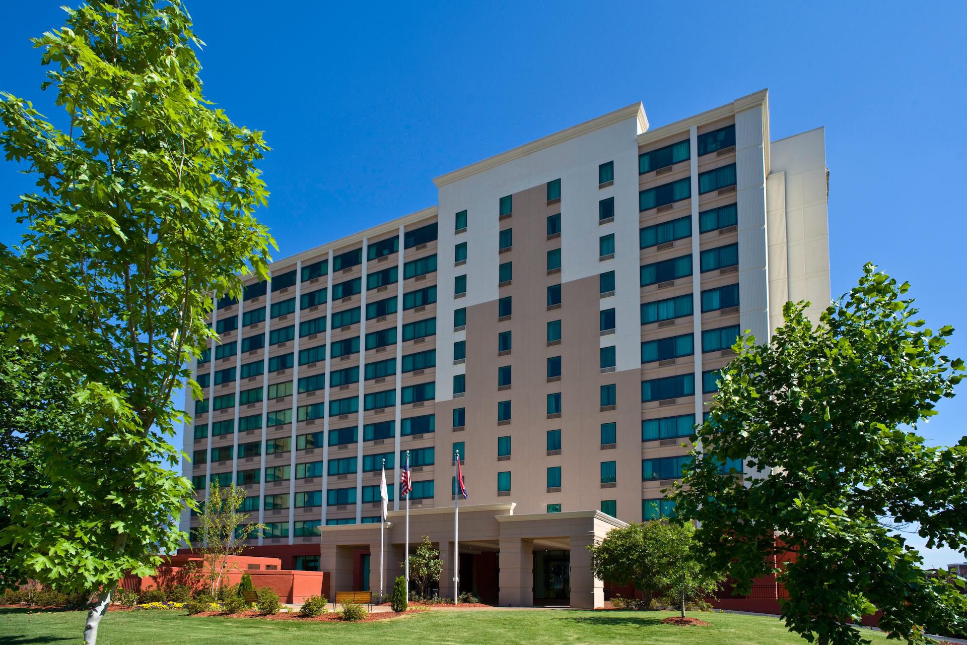Stay with Crowne Plaza Memphis Downtown in the heart of Memphis.