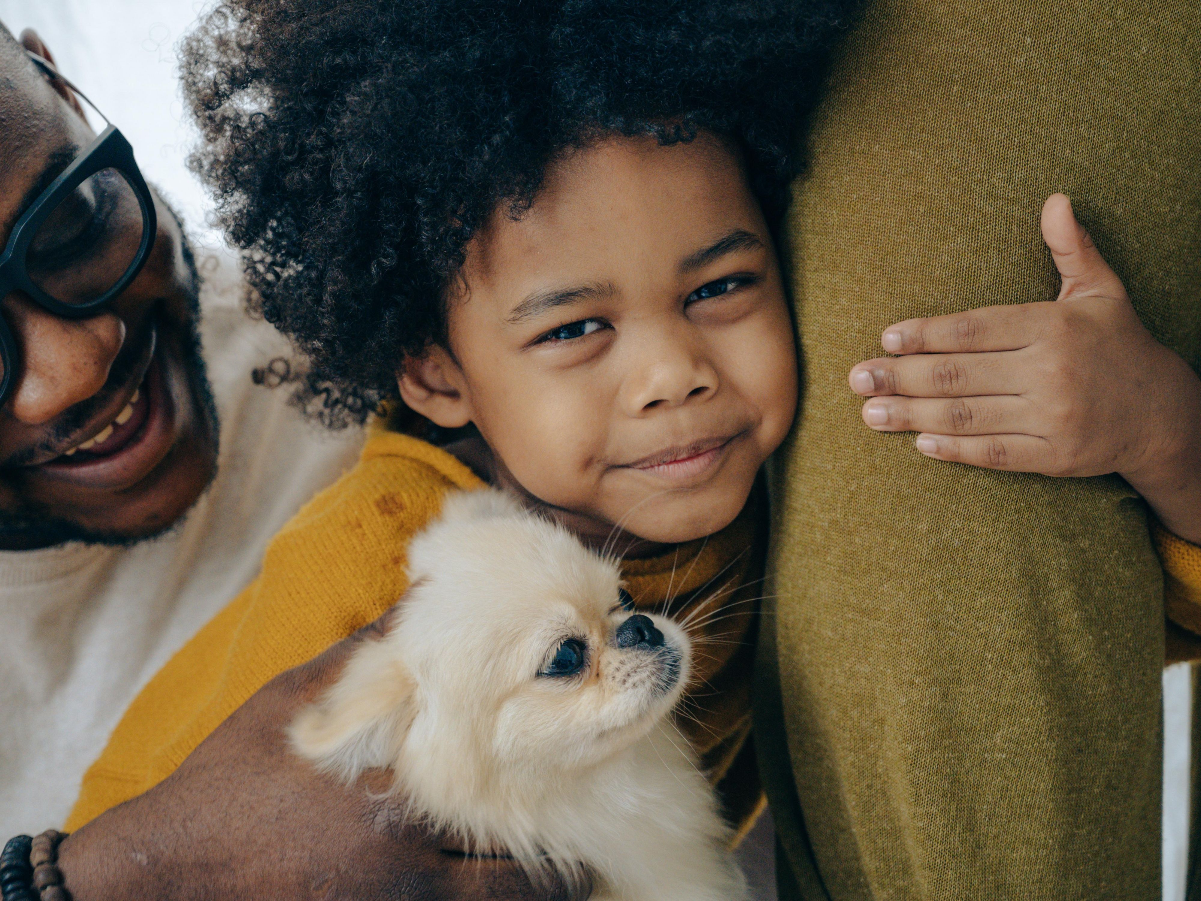 Head to town for a business trip or vacation and take your four-legged friends along to our pet-friendly hotel in downtown Memphis. Enjoy scenic walks with your dog in our outdoor walking space with pet stations, then settle in our pet-friendly accommodations thoughtfully designed to make your family travel a breeze.