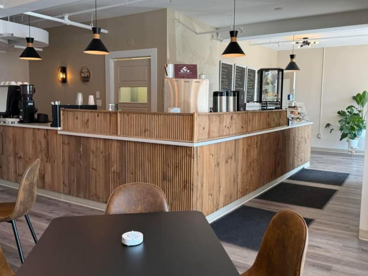 Located right here in our building, the Dandelion Café is an independent, family-owned establishment offering freshly brewed coffee and delicious pastries! Whether you're in need of a quick caffeine fix or a comfortable spot to unwind, they've got you covered. Friendly faces, good vibes, and something delicious waiting for you—stop by and say hi!