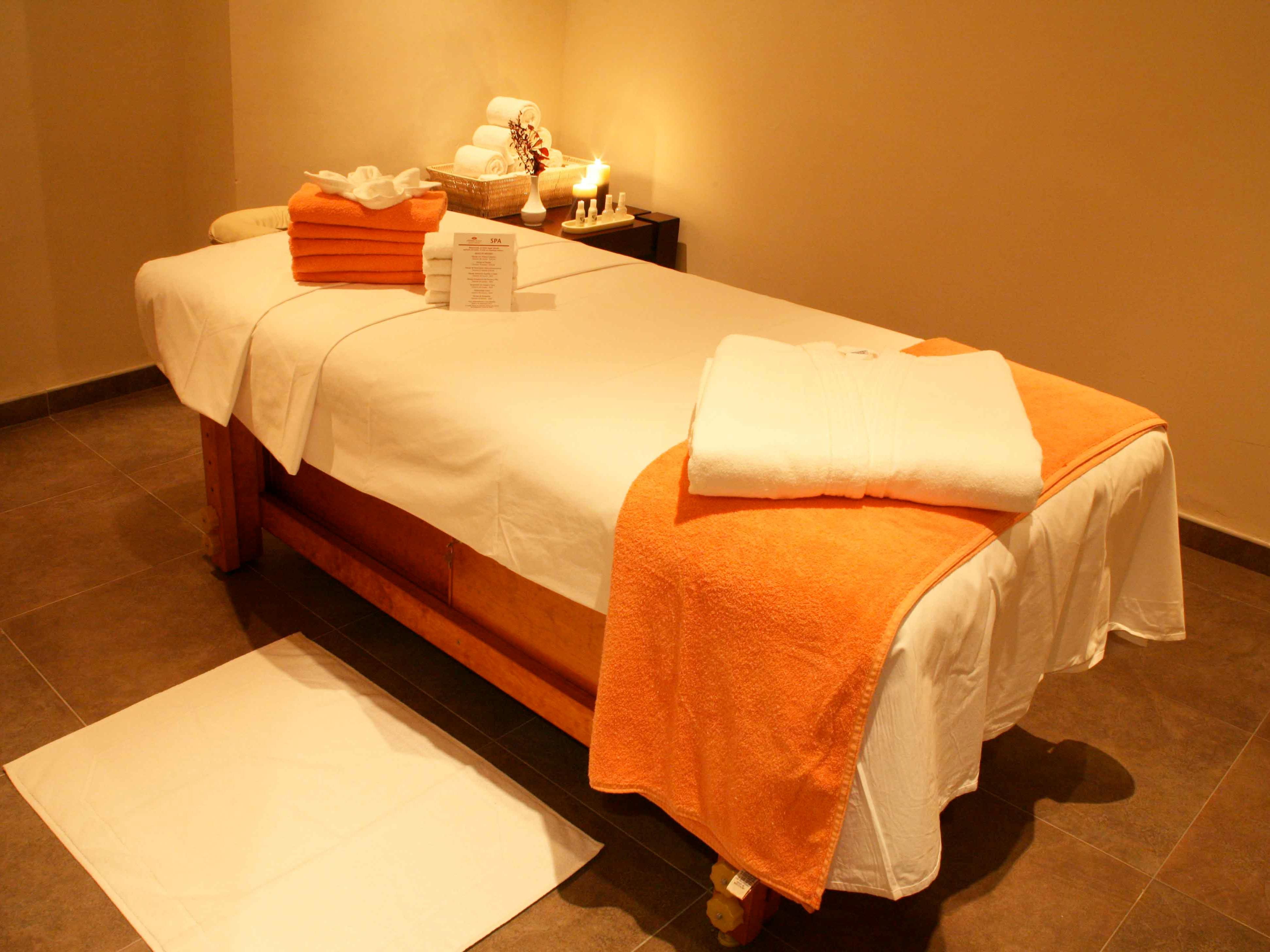 After a long week, you deserve your break. Enjoy a massage or body treatment.
Previous reservation.