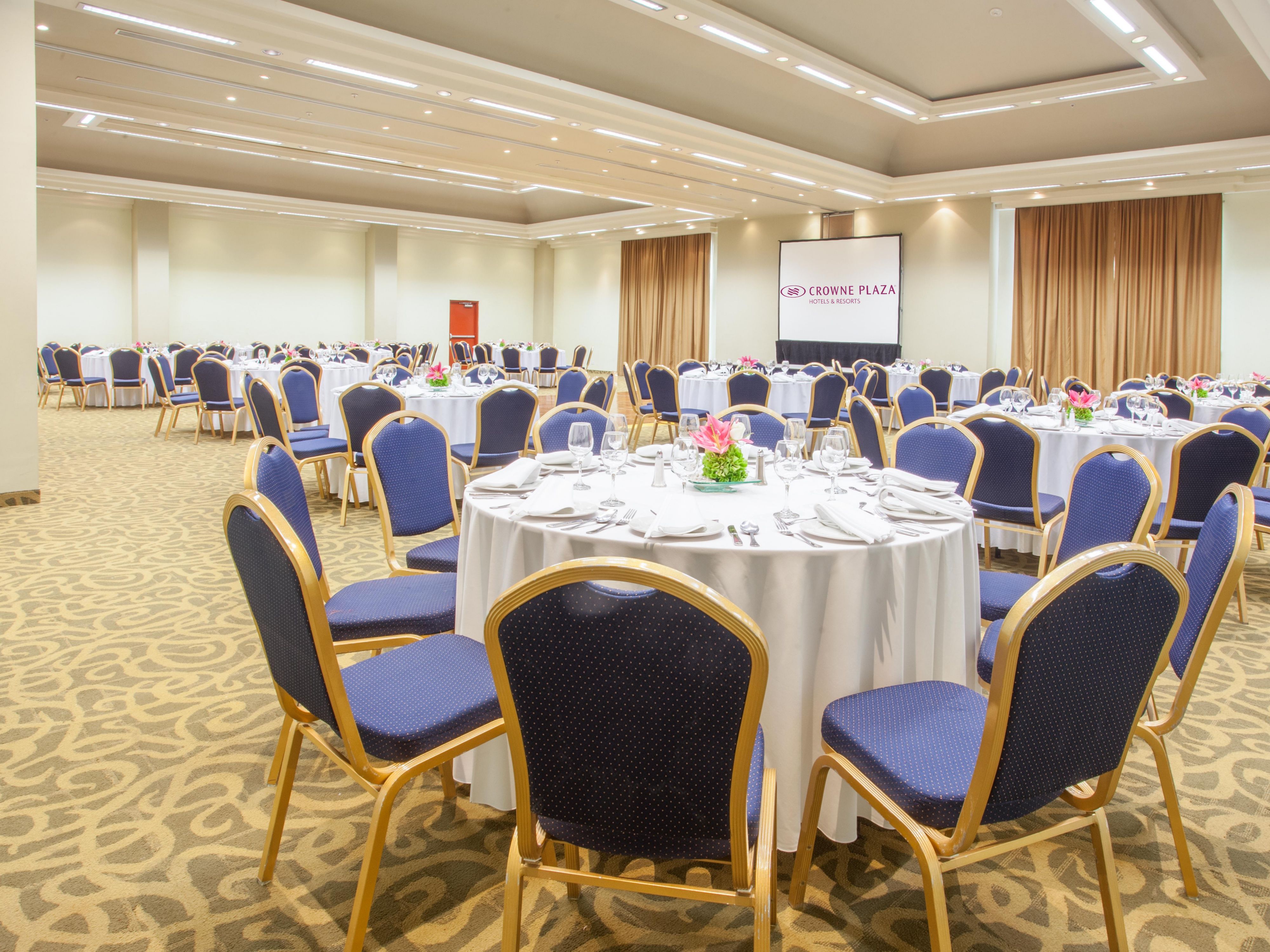 From meetings to special events, our adaptable spaces and established safety measures help ensure a comfortable and well-organized experience.