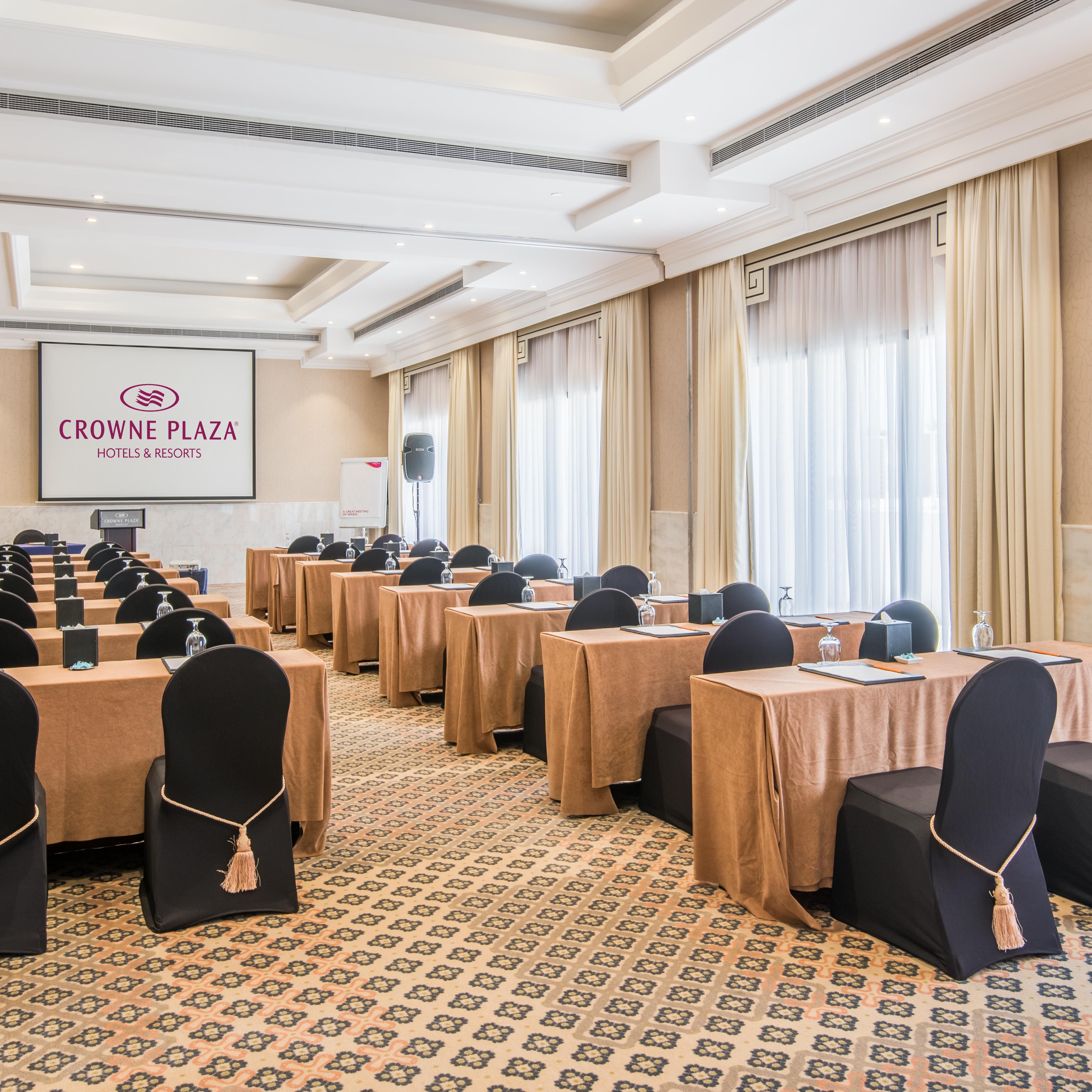 Al Maha Meeting Room can accommodate up to 90 persons