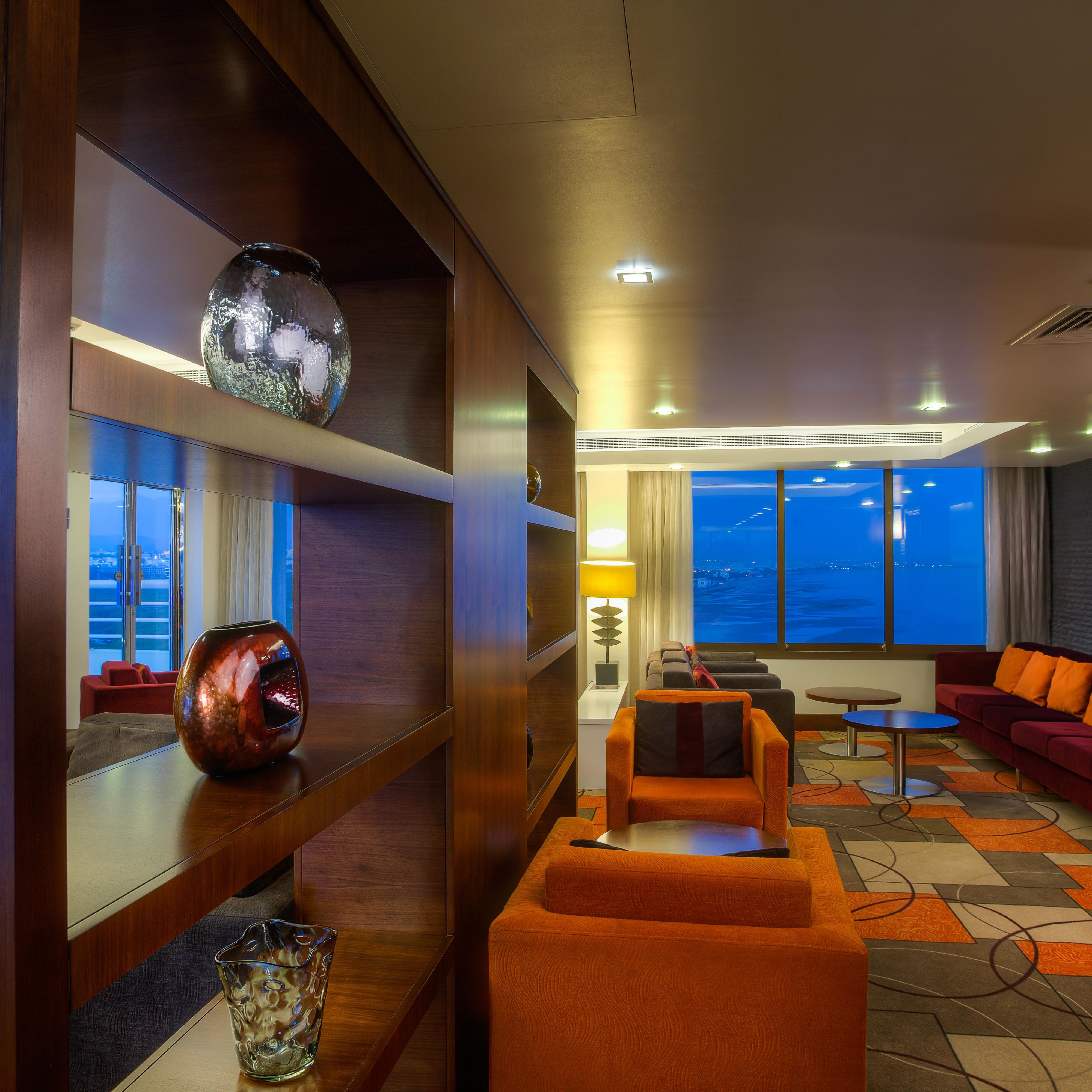 Club room guests gain exclusive access to the Club Lounge