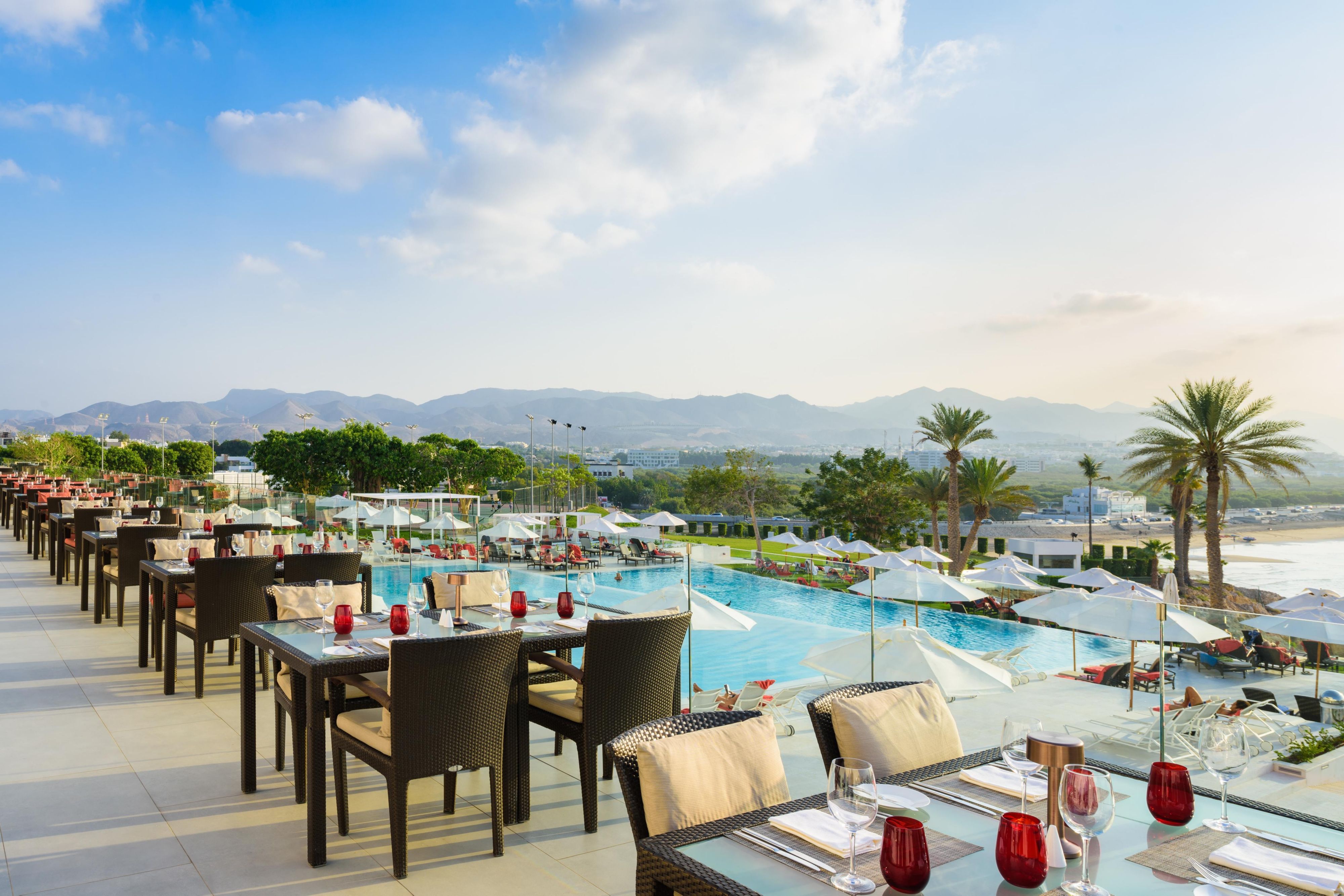 Crowne Plaza Muscat - Muscat, Oman