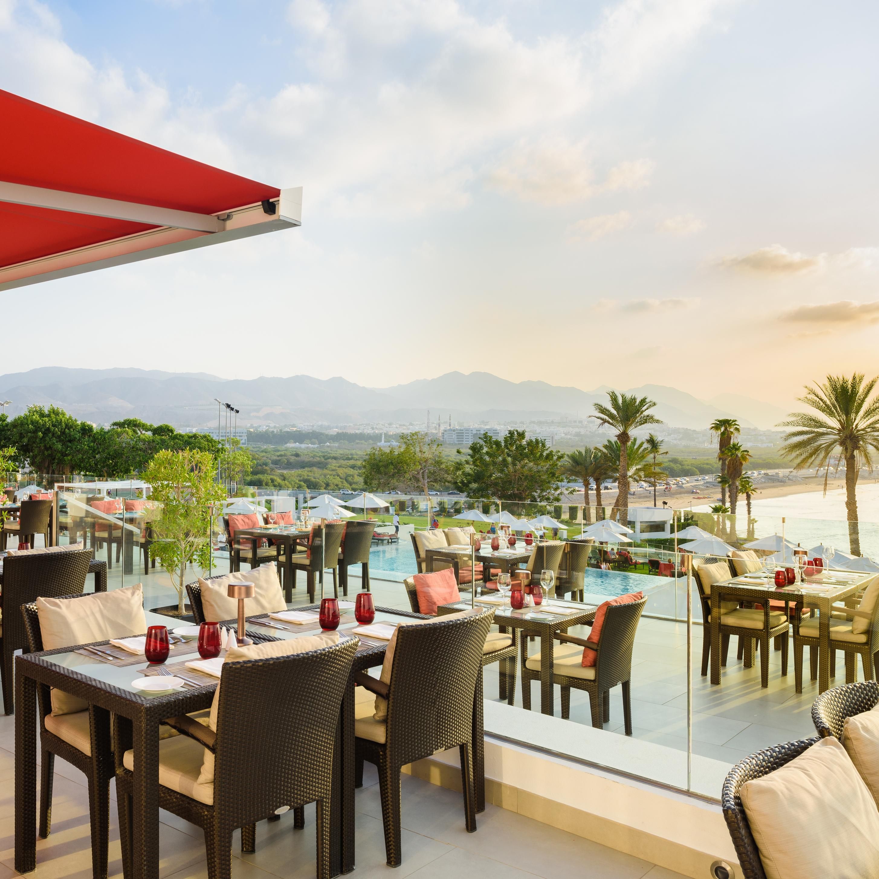 Come Prima&#39;s outdoor terrace with panoramic views of the Gulf