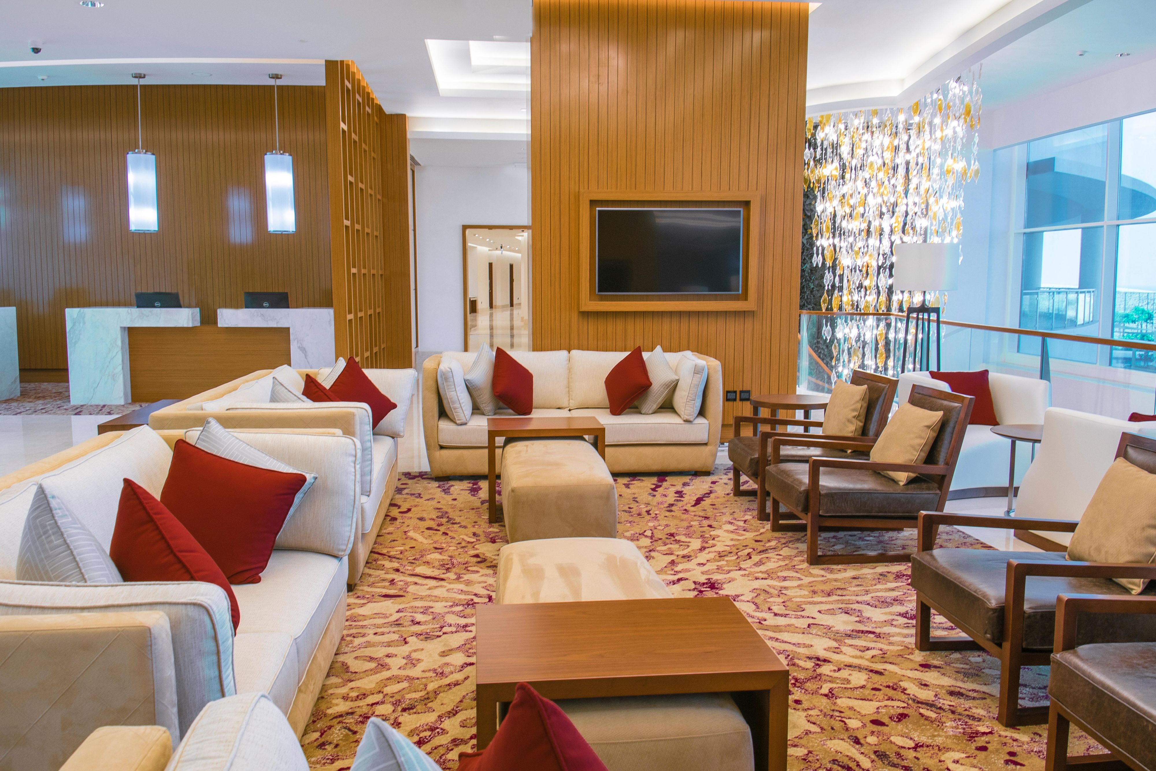 Comfortable Lobby Lounge with Wadi views